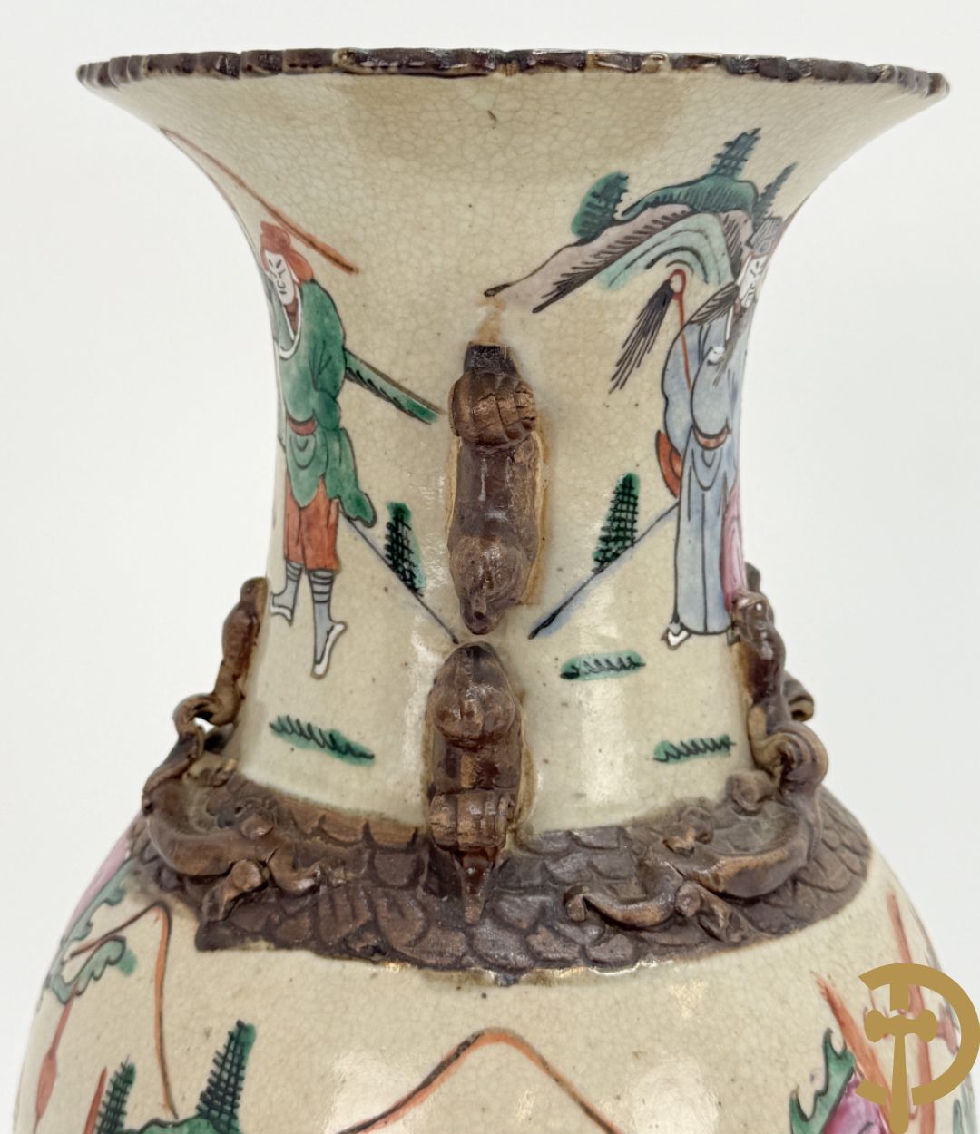 Paar Chinese Nankin vazen met krijgerdecor