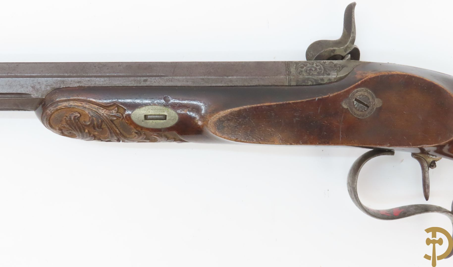 Antieke duelleerkoffer met paar percussie duelleerpistolen met notelaren handvat - (Antiek sierwapen daterend voor 1893 - kopers gebonden aan de Belgische wetgeving)