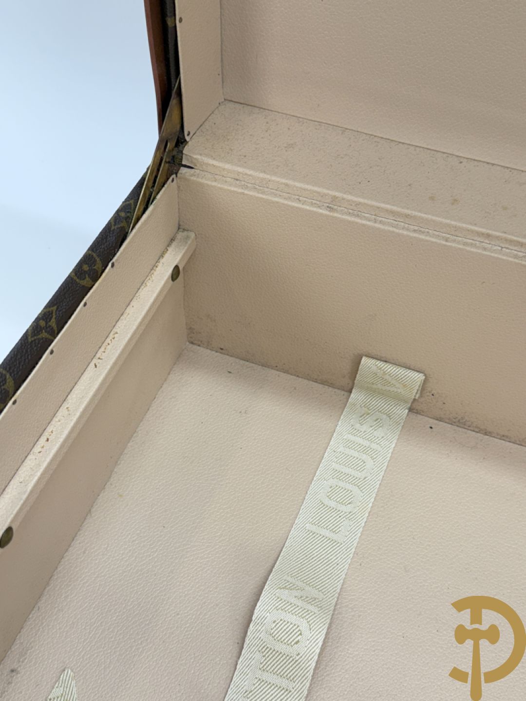 Louis Vuitton koffer met onderverdeling, genummerd 951674