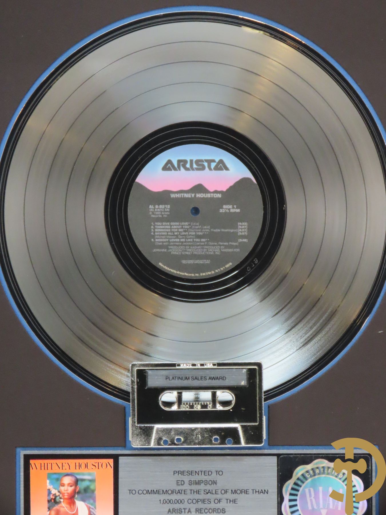 Platinum plaat van Witney Houston en Aretha Franklin door Arrista