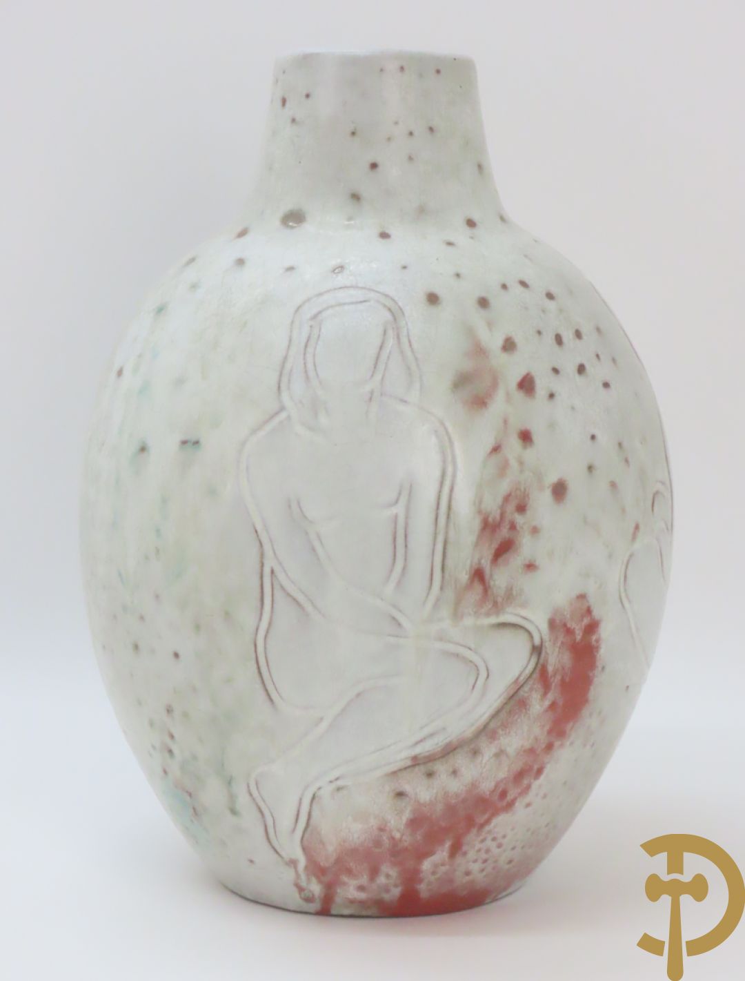 Wit gecraqueleerde design vaas met gestyleerd damesdecor, gemerkt Mobach Utrecht