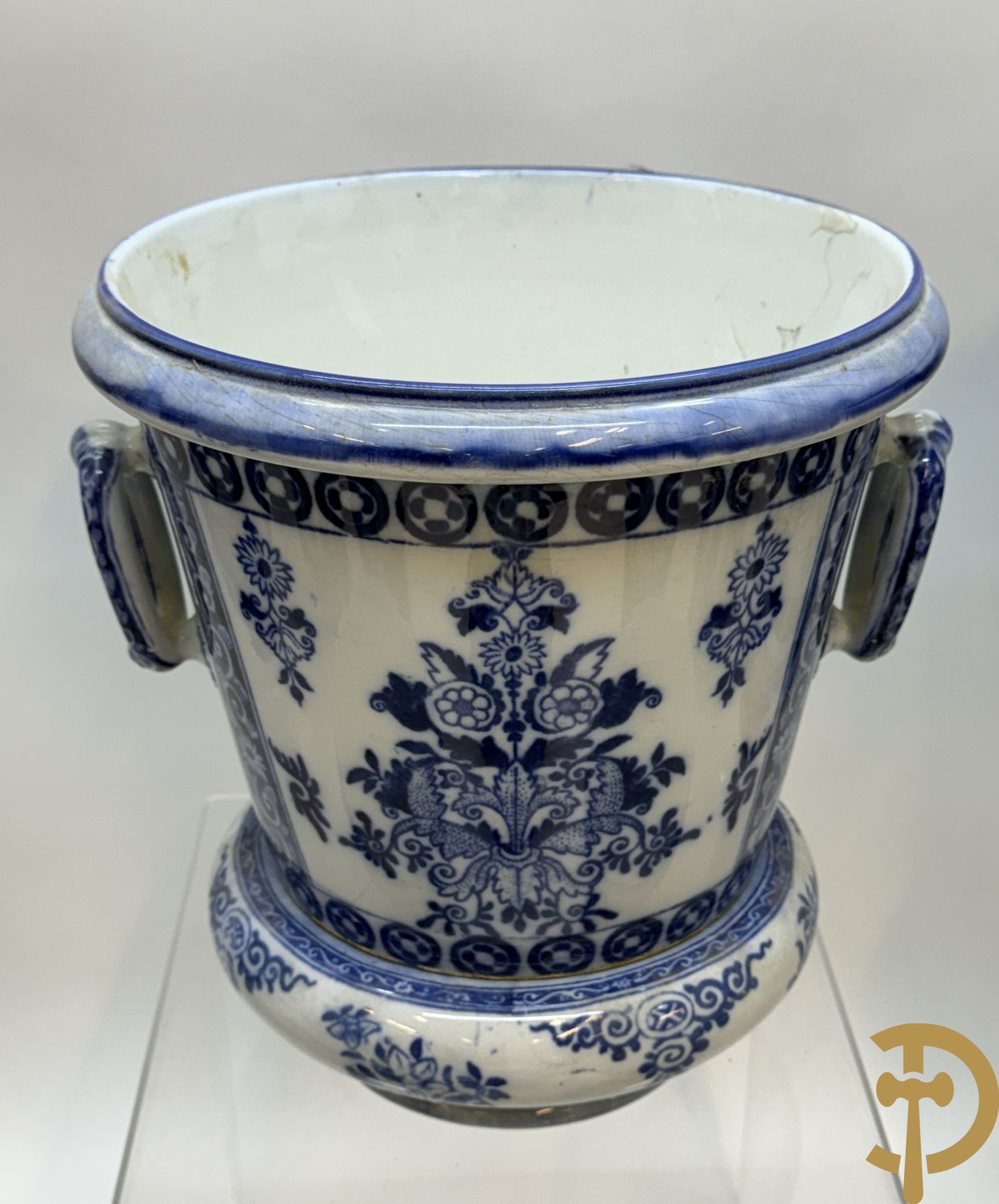 Verzameling cachepots en vazen P. Regout & Cie Maastricht