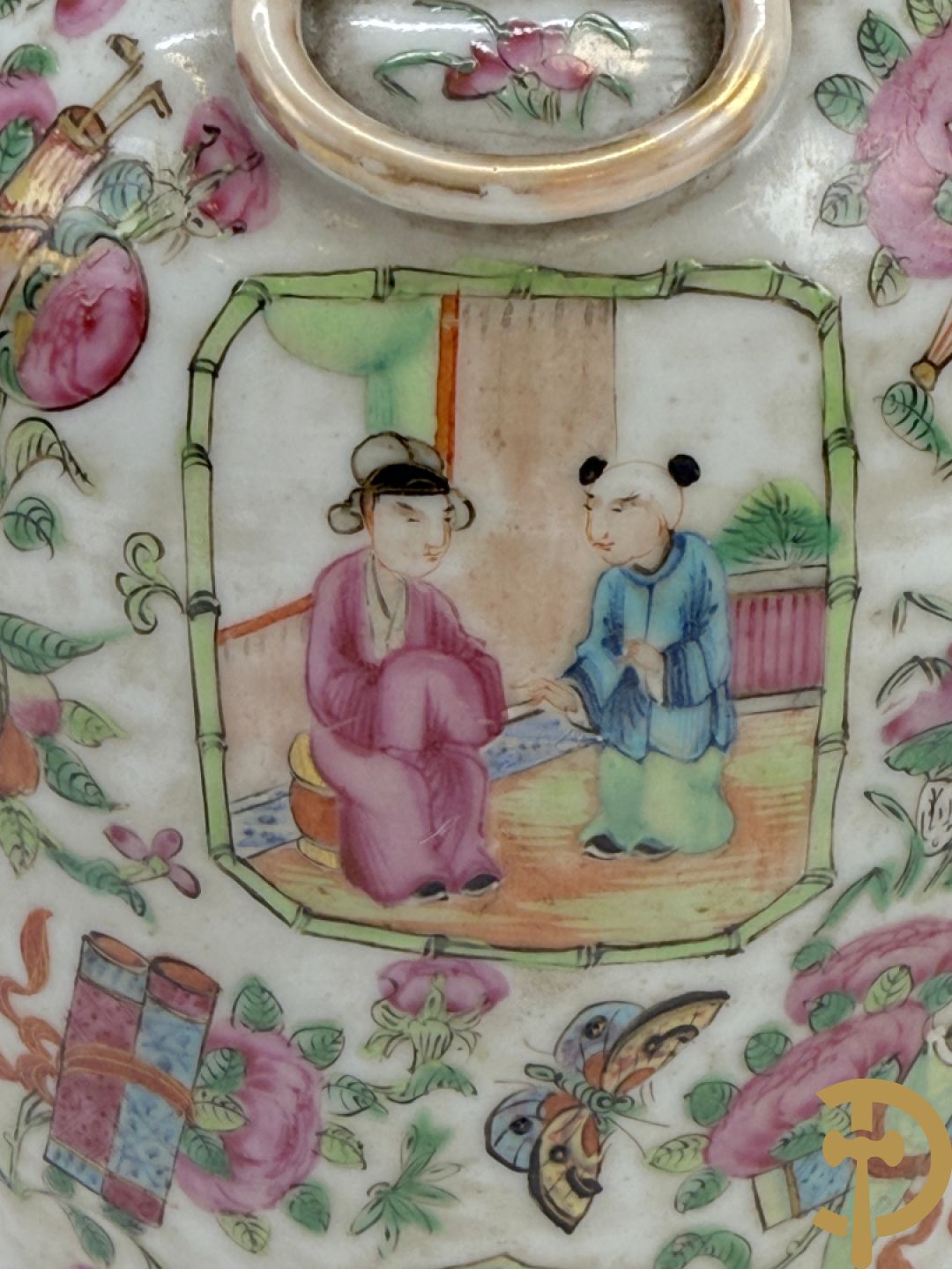 Paar Chinese porseleinen Kanton vazen