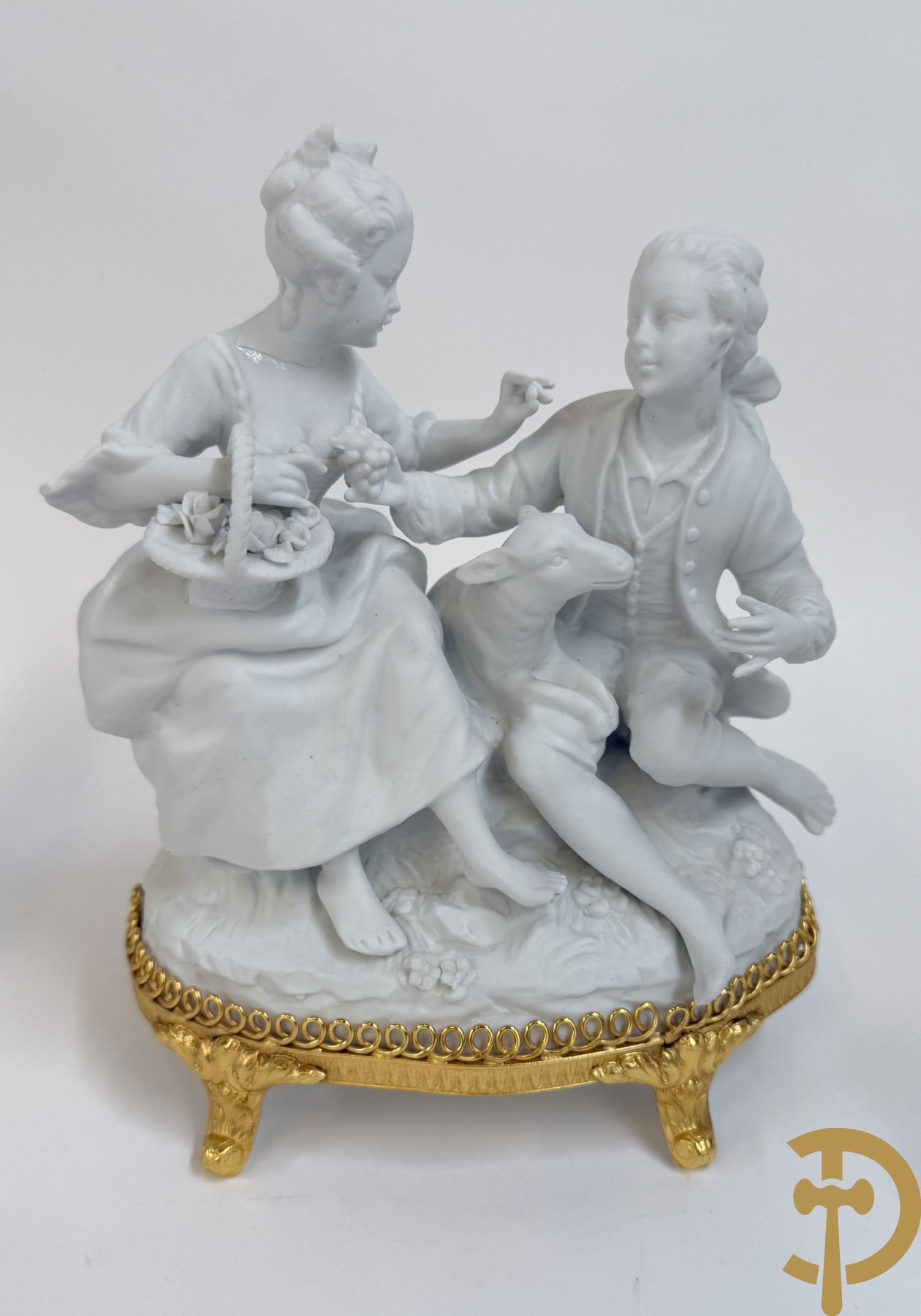 Vier Spaanse gekleurde biscuits met kinderen, Zaphir gemerkt + Italiaanse biscuits met cupido