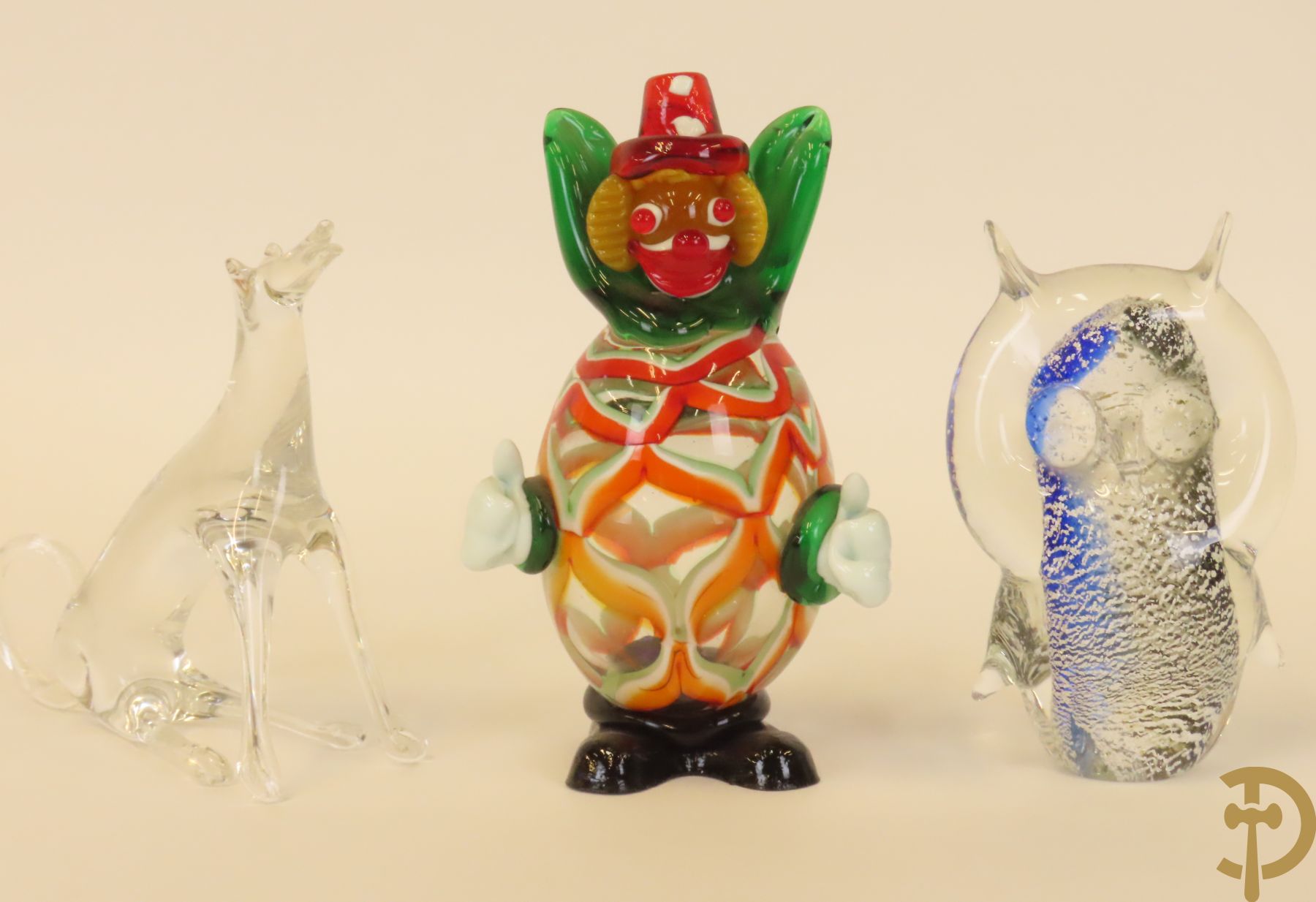 Mooi lot mondgeblazen Murano glaswerk w.o. paard, vissen, uil, clown, hond, zwaan en vaasjes