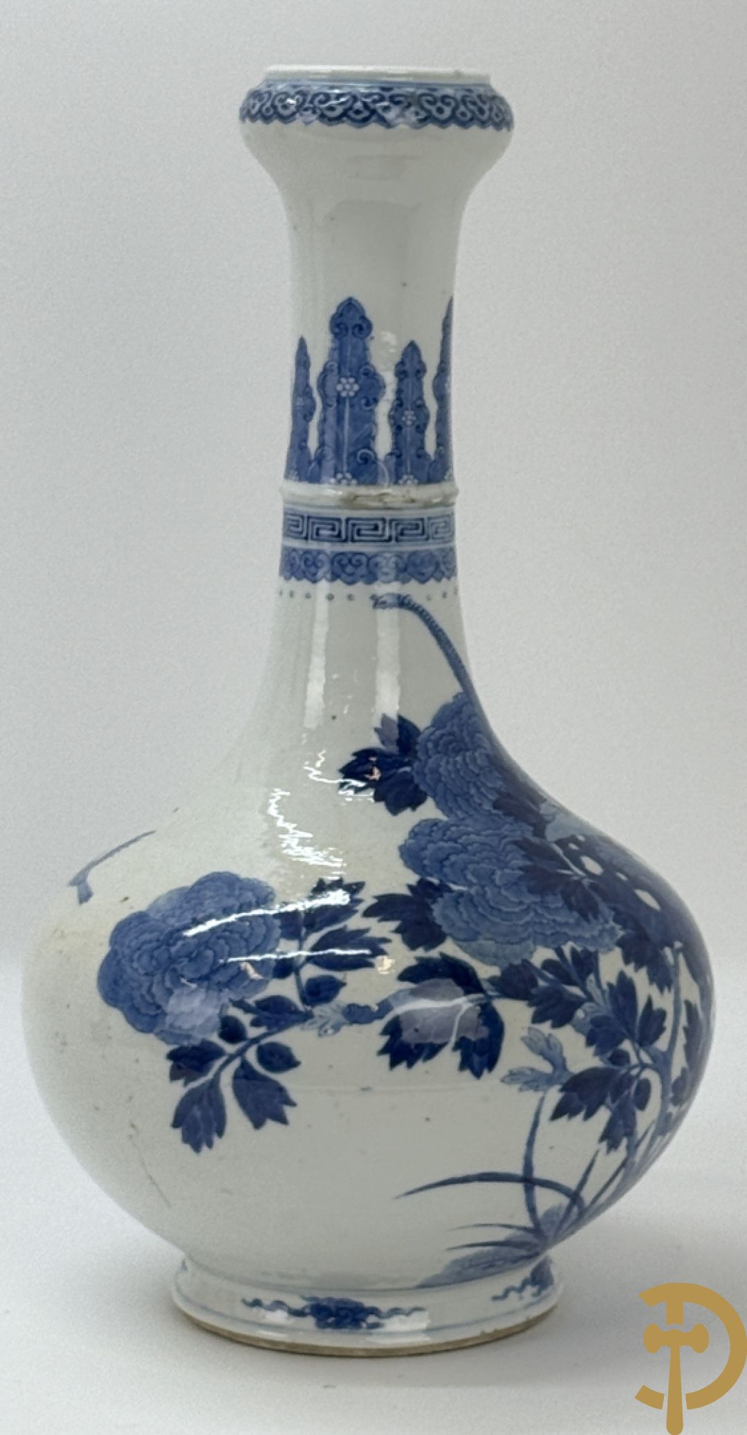 Chinese blauw/witte porseleinen kalebasvormige vaas met bloemen- en vogeldecor, onderaan gemerkt