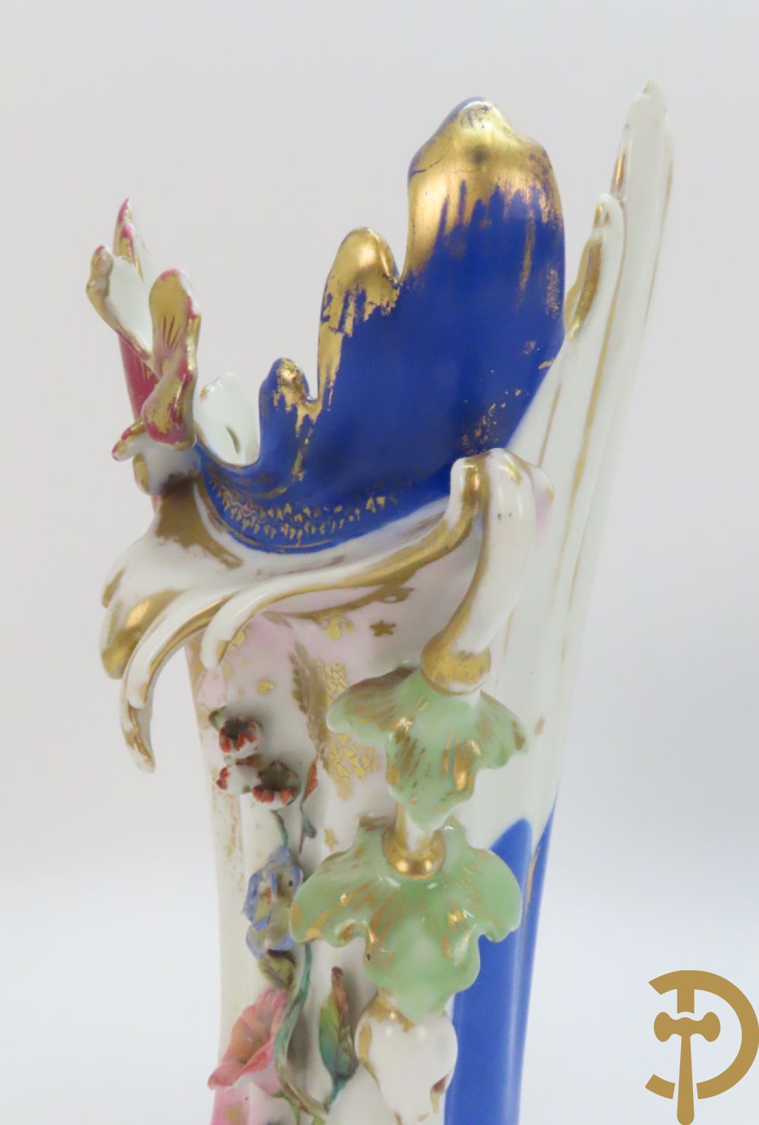 Paar Vieux Paris cornetvazen met rocailles, 19e