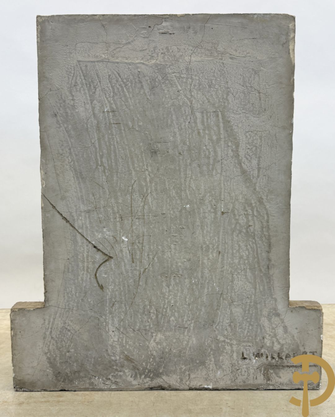 WILLAERT getekend - Gestyleerd Art Deco basrelief met Icarus en vliegenierssymbool in beton