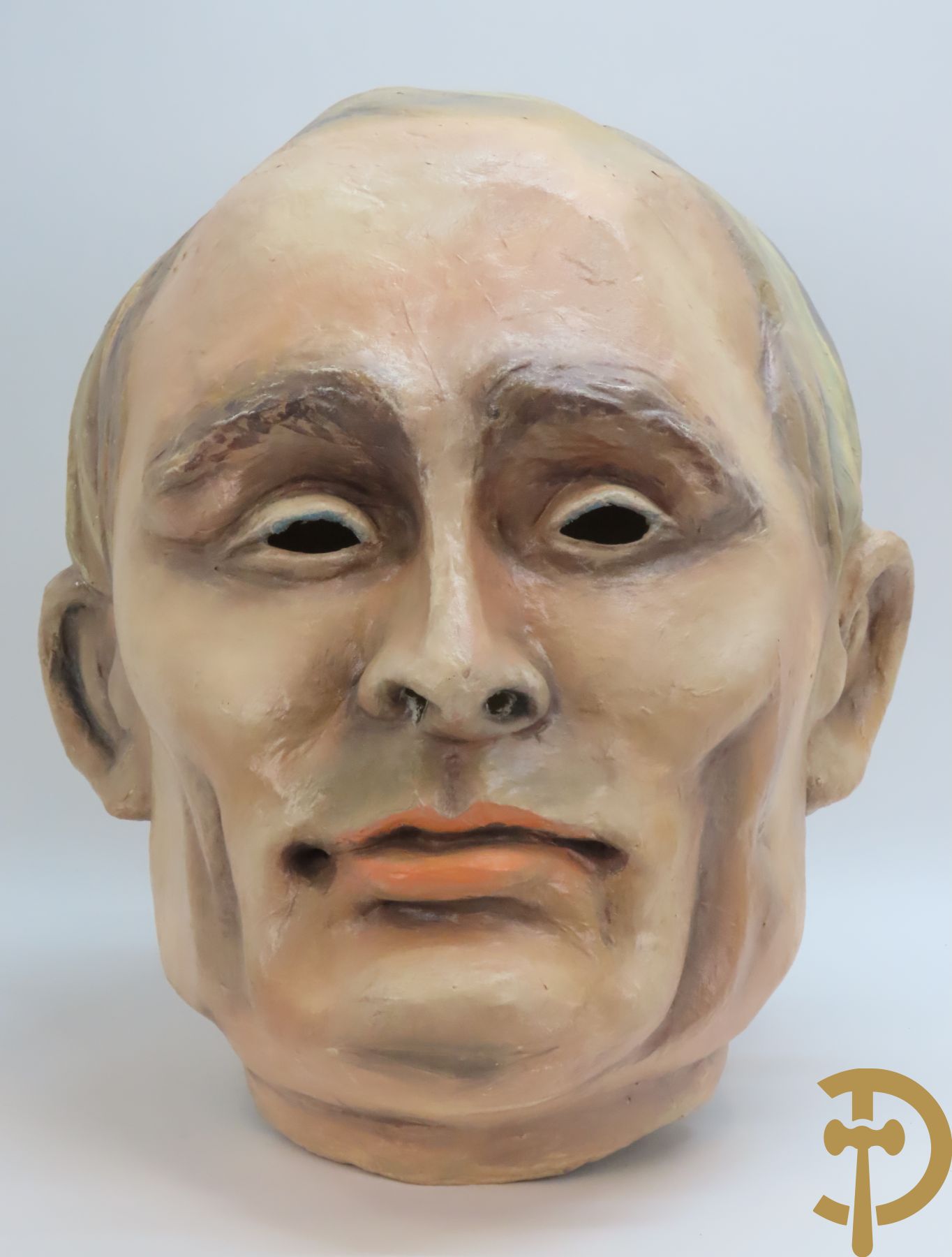 Hoofd van Poetin in papier maché