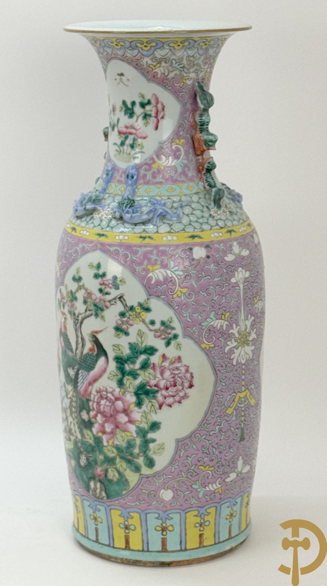 Chinese porseleinen vaas met vogel- en bloemendecor