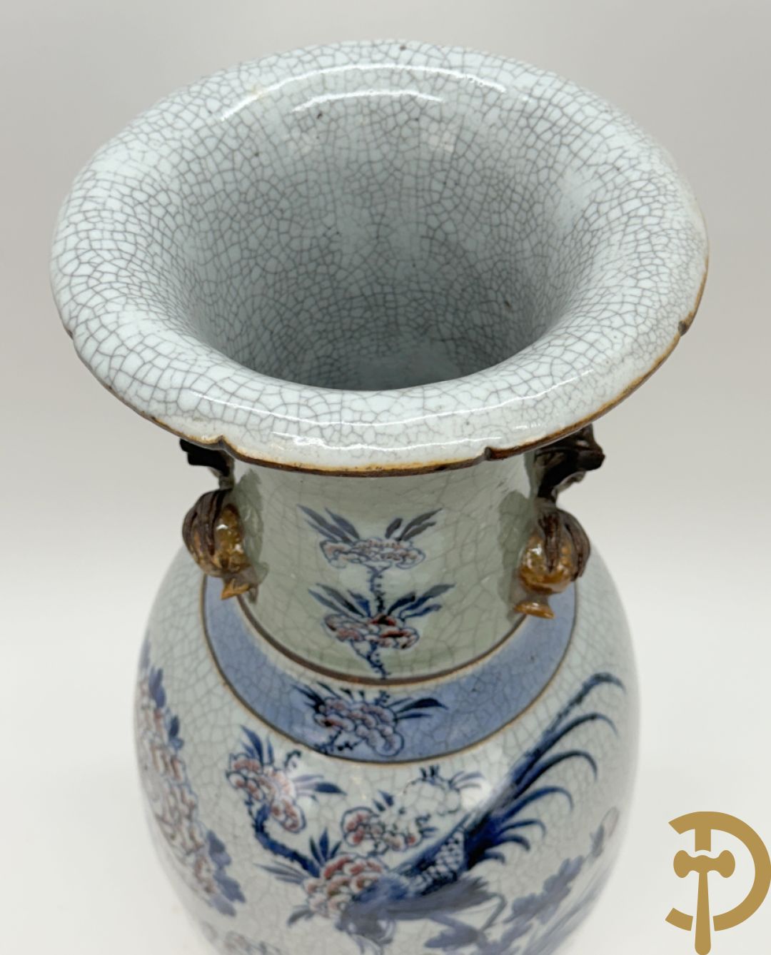 Chinese porseleinen blauw/witte Nankin vaas met bloemen- en vogeldecor en bezet met vruchten