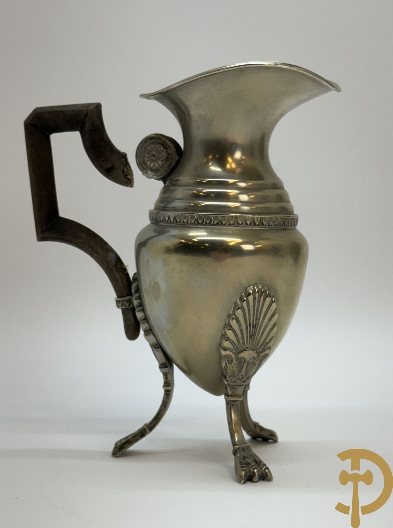 Verzilverd koffie en theestel op plateau, Metal Blanc getekend