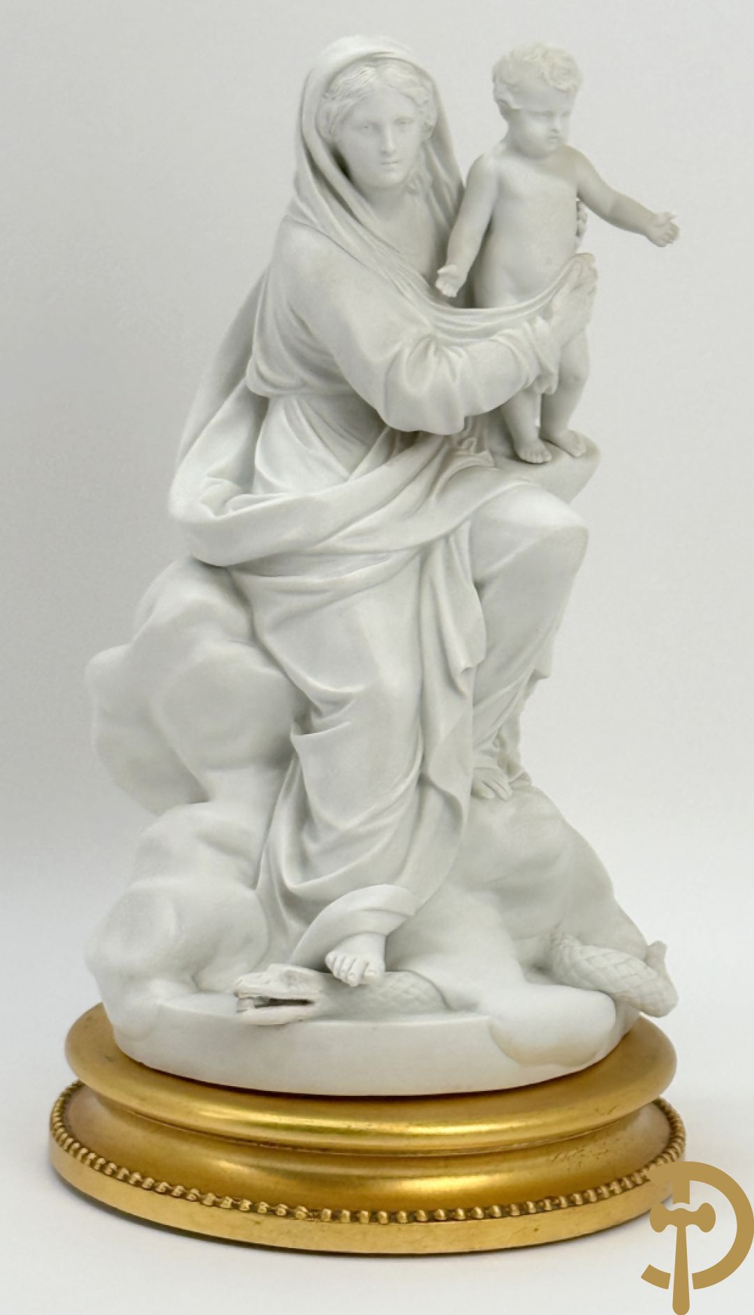 Boizet getekend, witte biscuit van Madonna met kind steunende op slang, gemerkt Sèvres, op vergulde sokkel