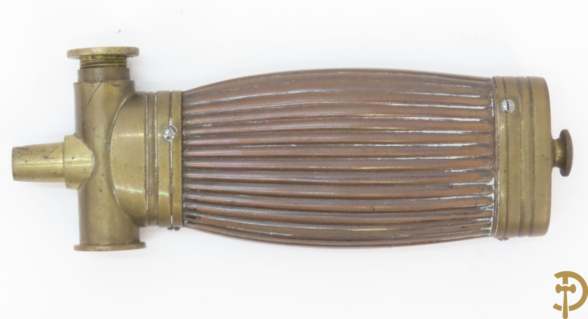 Antieke duelleerkoffer met paar percussie duelleerpistolen met notelaren handvat - (Antiek sierwapen daterend voor 1893 - kopers gebonden aan de Belgische wetgeving)