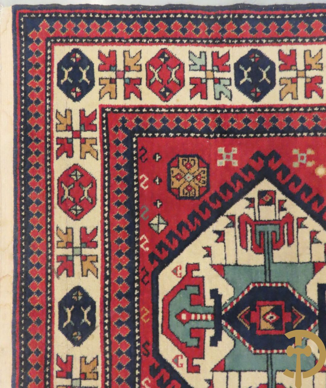 Twee oosterse handgeknoopte tapijten Hamadan en Kaukasus