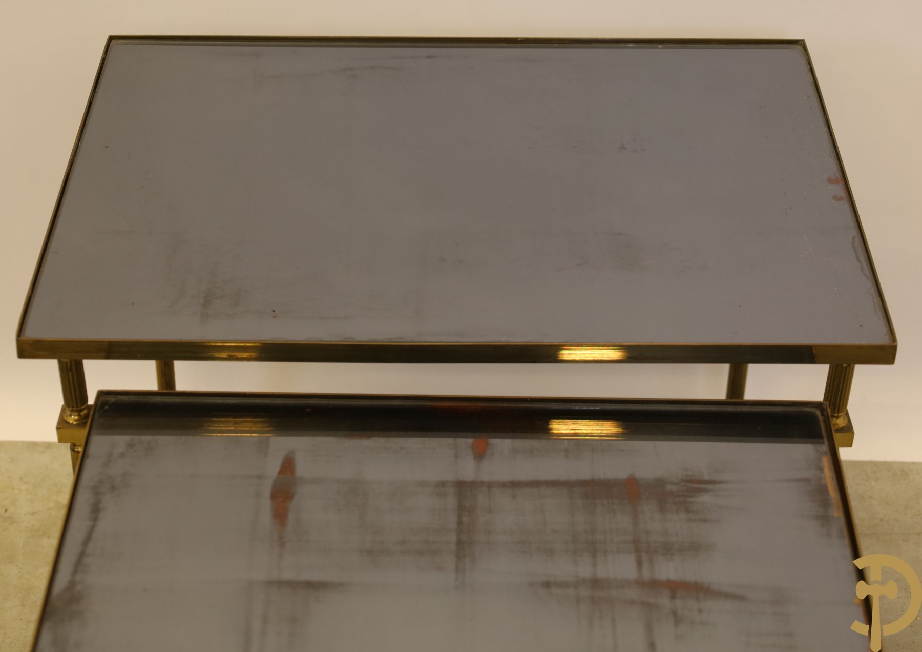 3 koperen cigognetafels met fumé glas