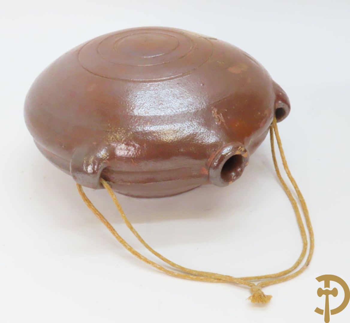 Langerwehe steengoed kruik + twee steengoed veldkruiken +Keulse dekselkan + bronzen mortier met stamper