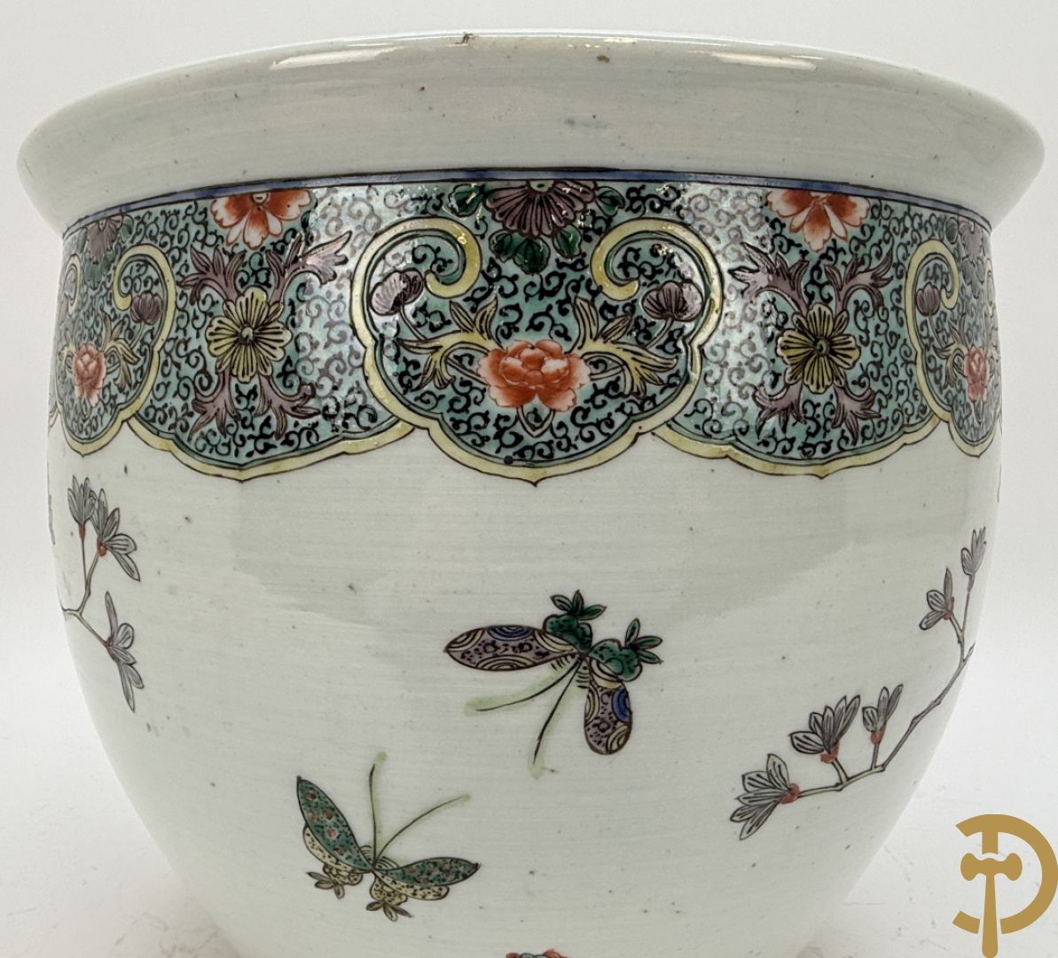 Chinese porseleinen cacheot met bloemen en vogeldecor