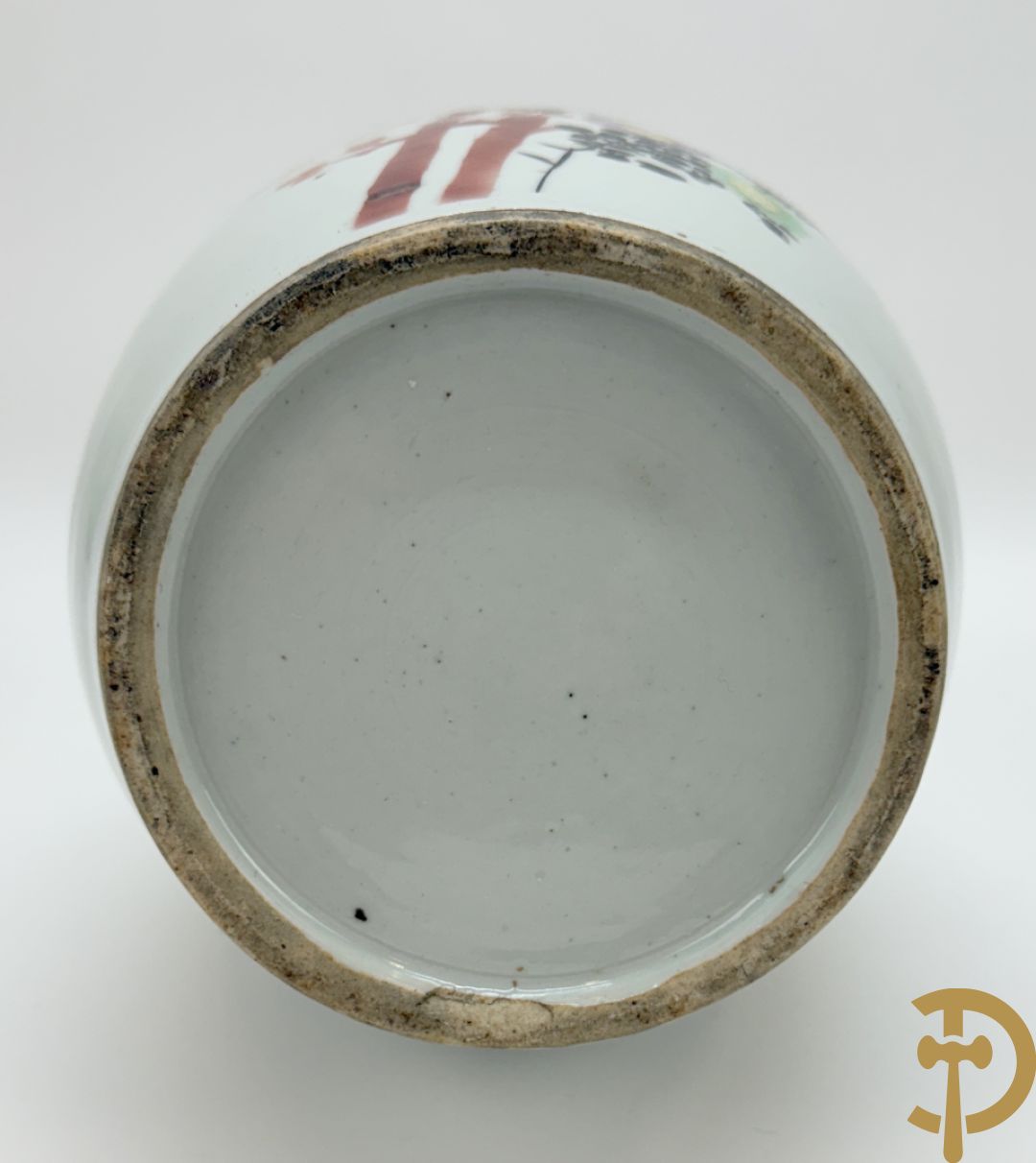 Chinese porseleinen vaas met decor van takken en vogels + Chinese porseleinen vaas met bloemendecor