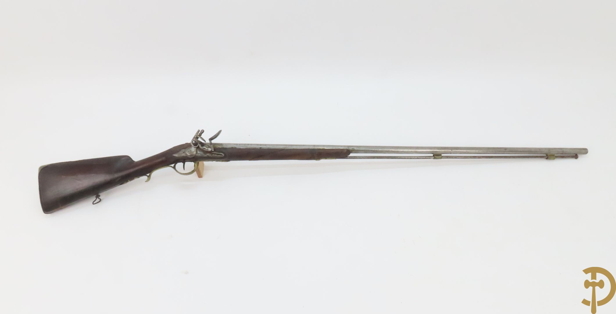 Antiek silex geweer met opstamper - (Antiek sierwapen daterend voor 1893 - kopers gebonden aan de Belgische wetgeving)