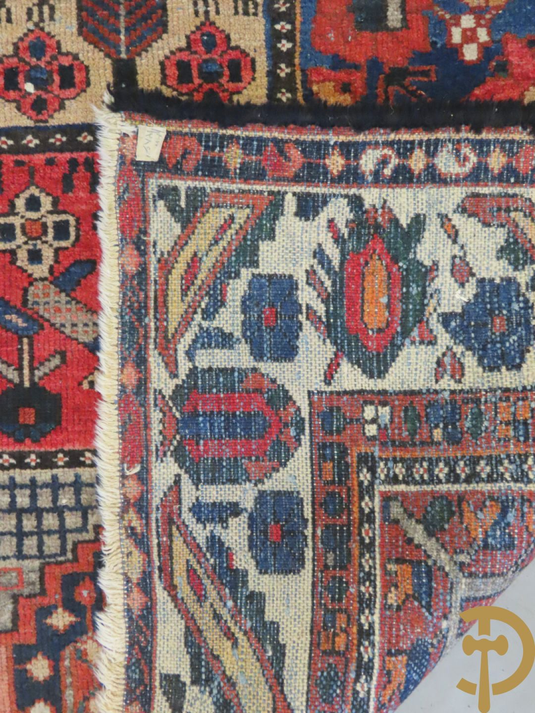 Oosters handgeknoopt tapijt met patronen + Oosterse handgeknoopte loper + kamelenmat