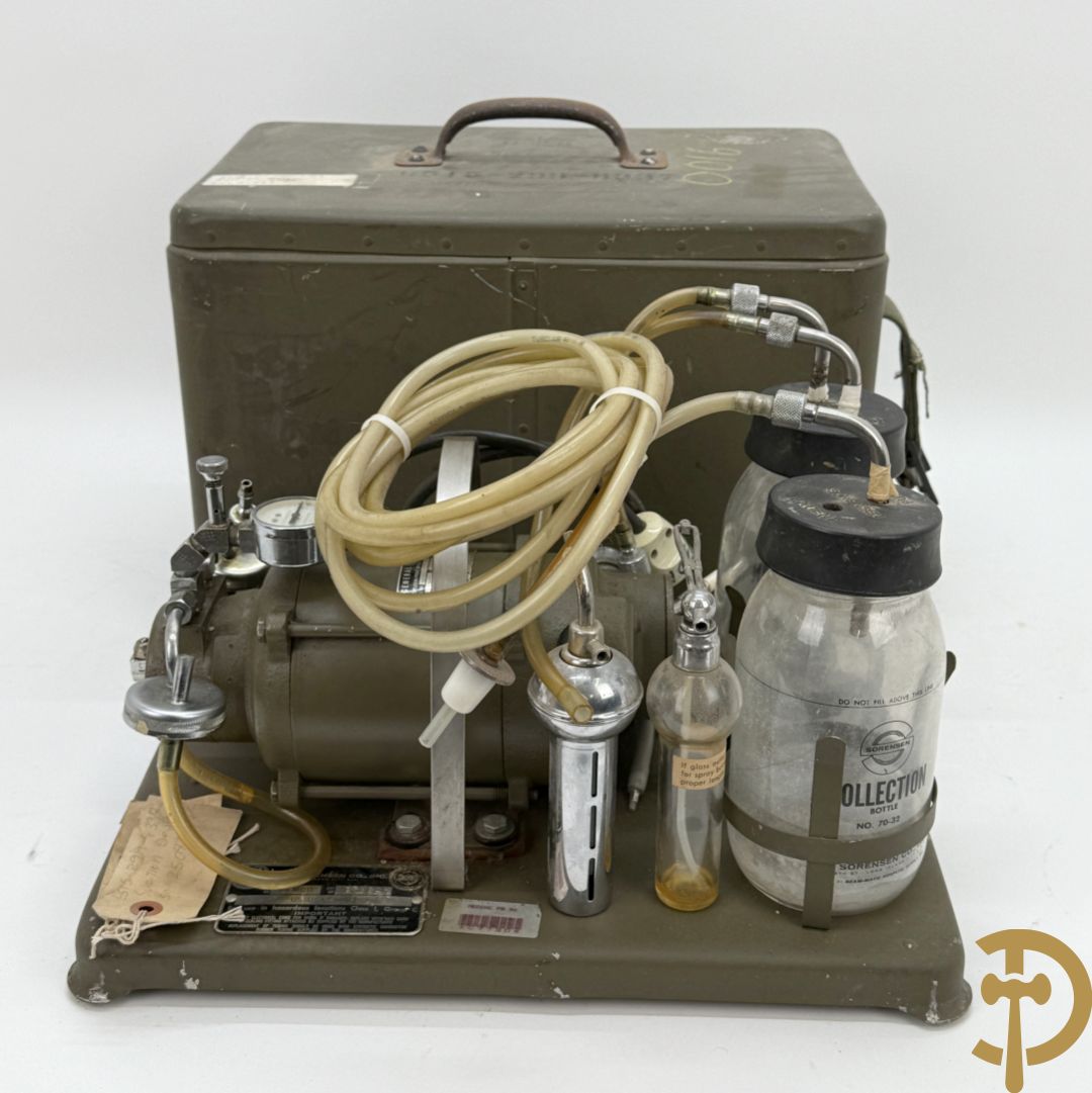 Amerikaans militair toestel, gemerkt C.M. Sorensen,  Co. model 68 - serienummer 25084 - US-DSA2 5903 - in koffer