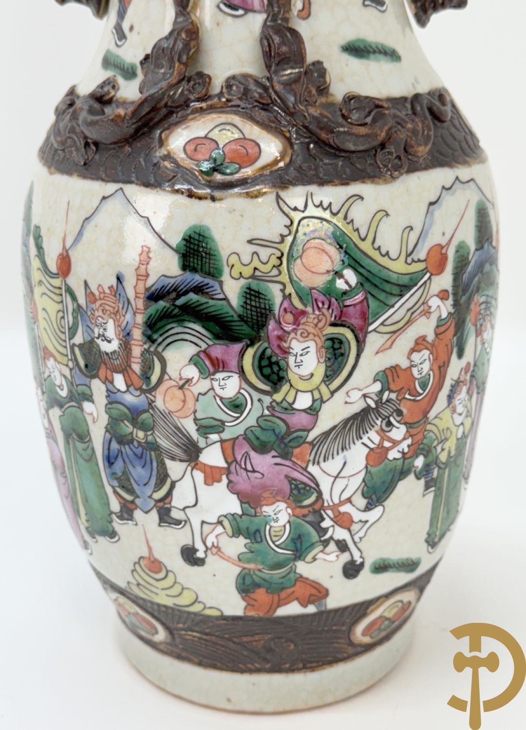 Paar Nankin vazen met krijgerdecor