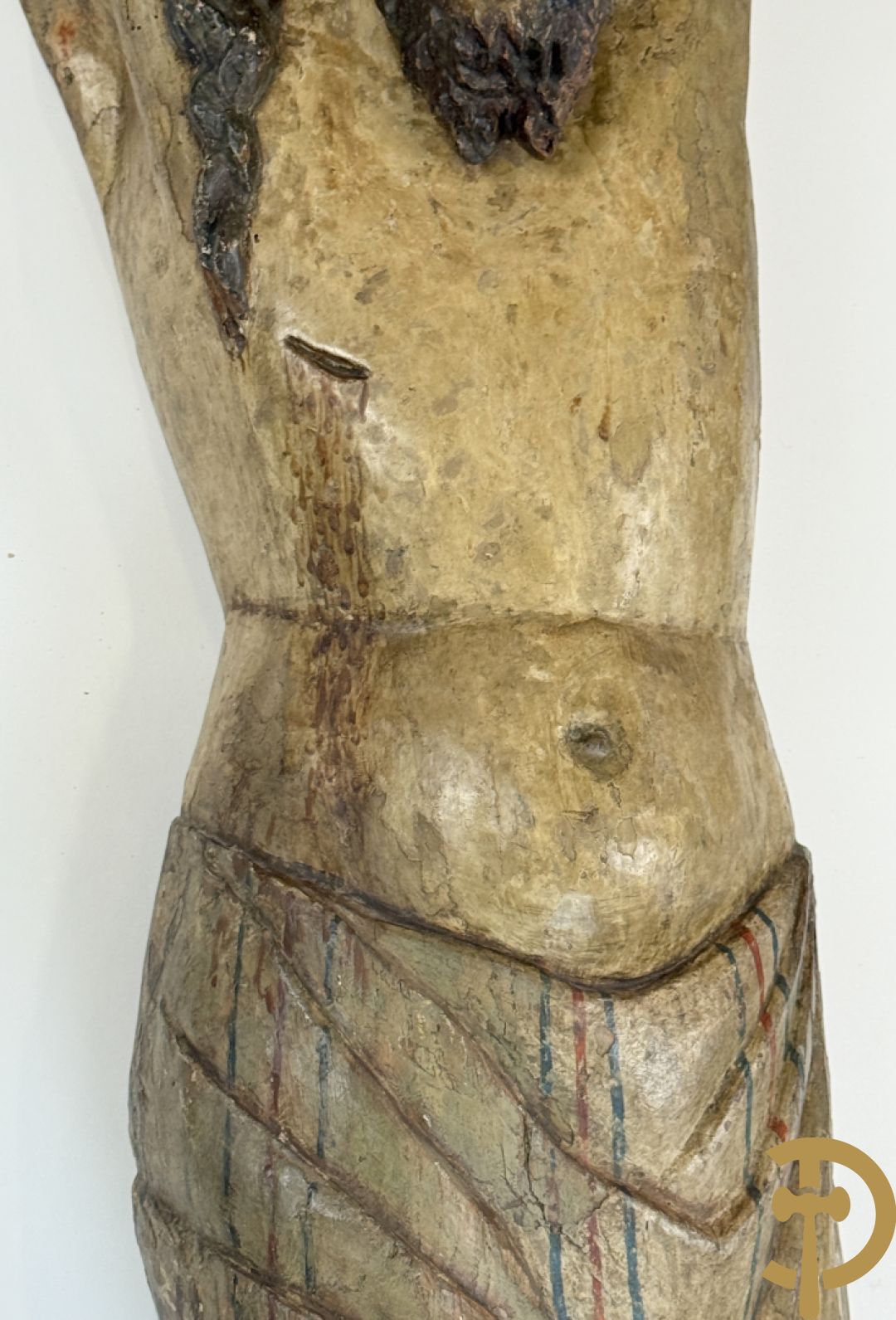 Antieke houtgesculpteerde gepolychromeerde Christus met lenden doek, zonder armen, 16e-17e ?