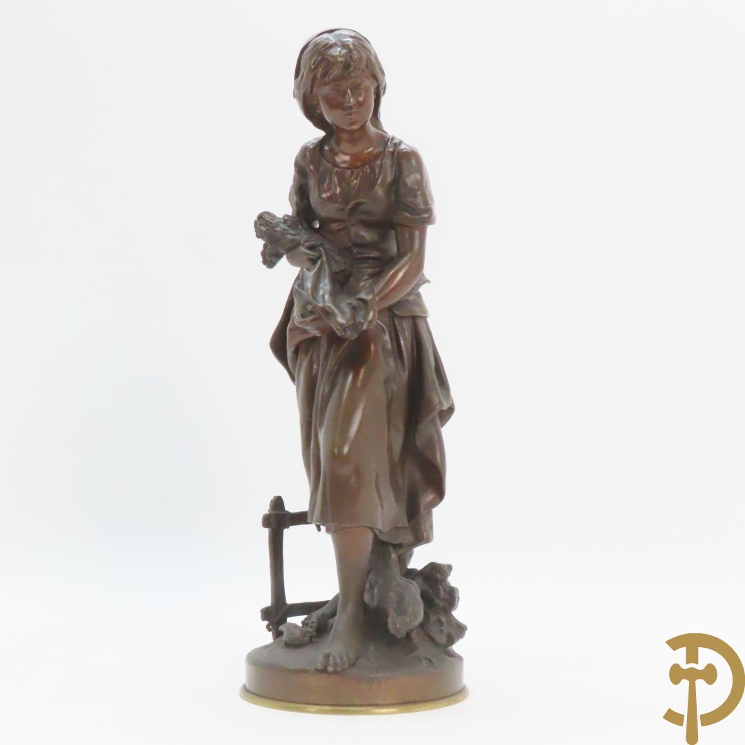 MOREAU Math. getekend 'Herderin met kippen' bronzen beeld (Hors Concours)