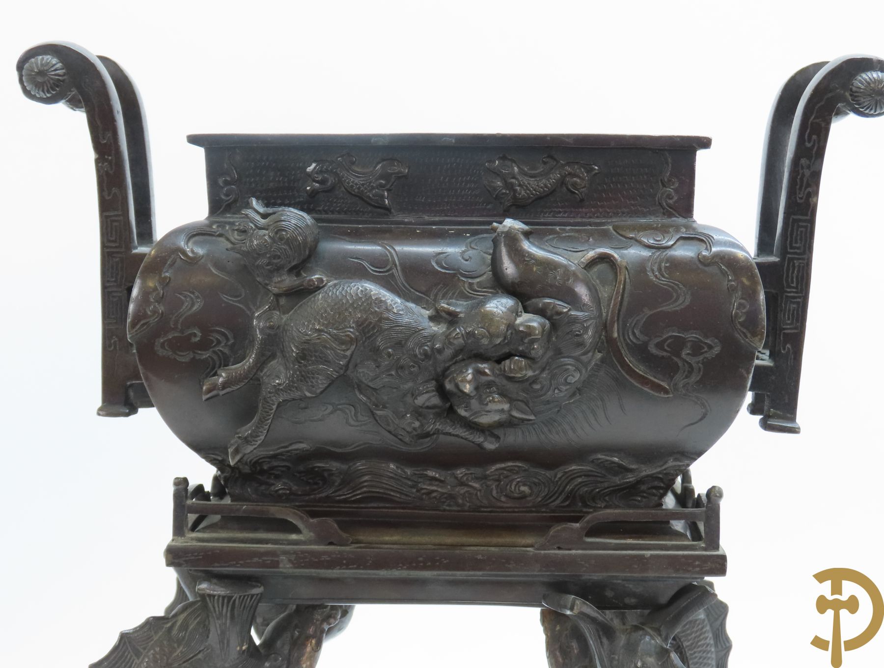 Bronzen Aziatische brule parfum met vogel- en drakenmotieven en 2 oren