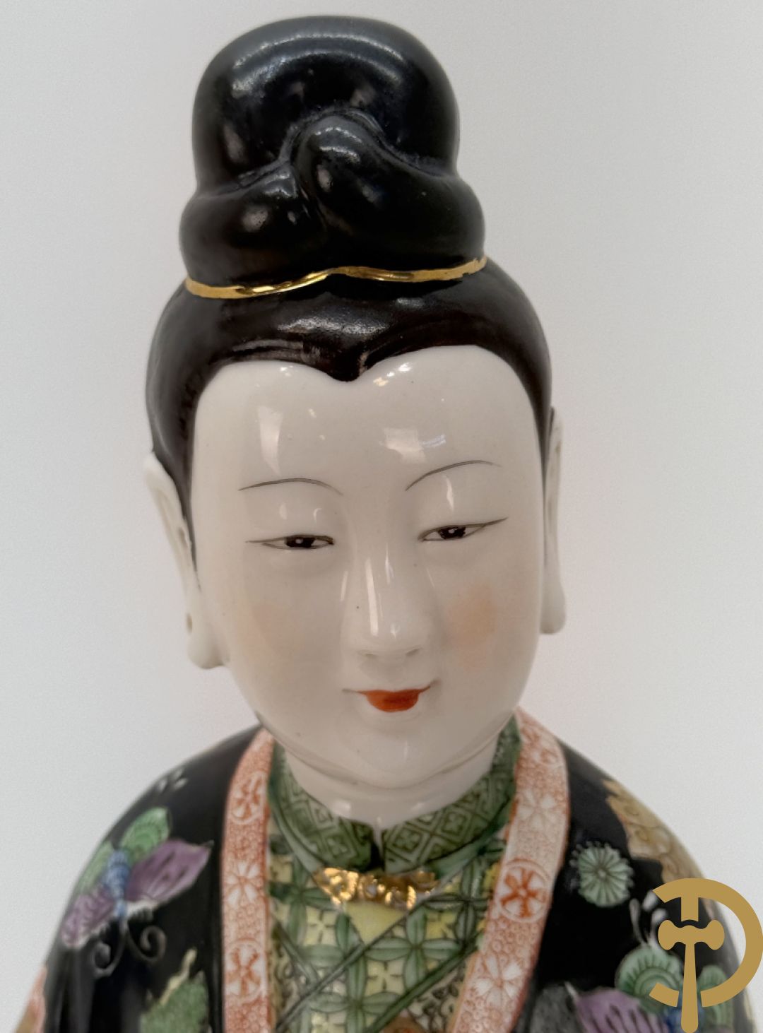 Porseleinen handbeschilderde geisha