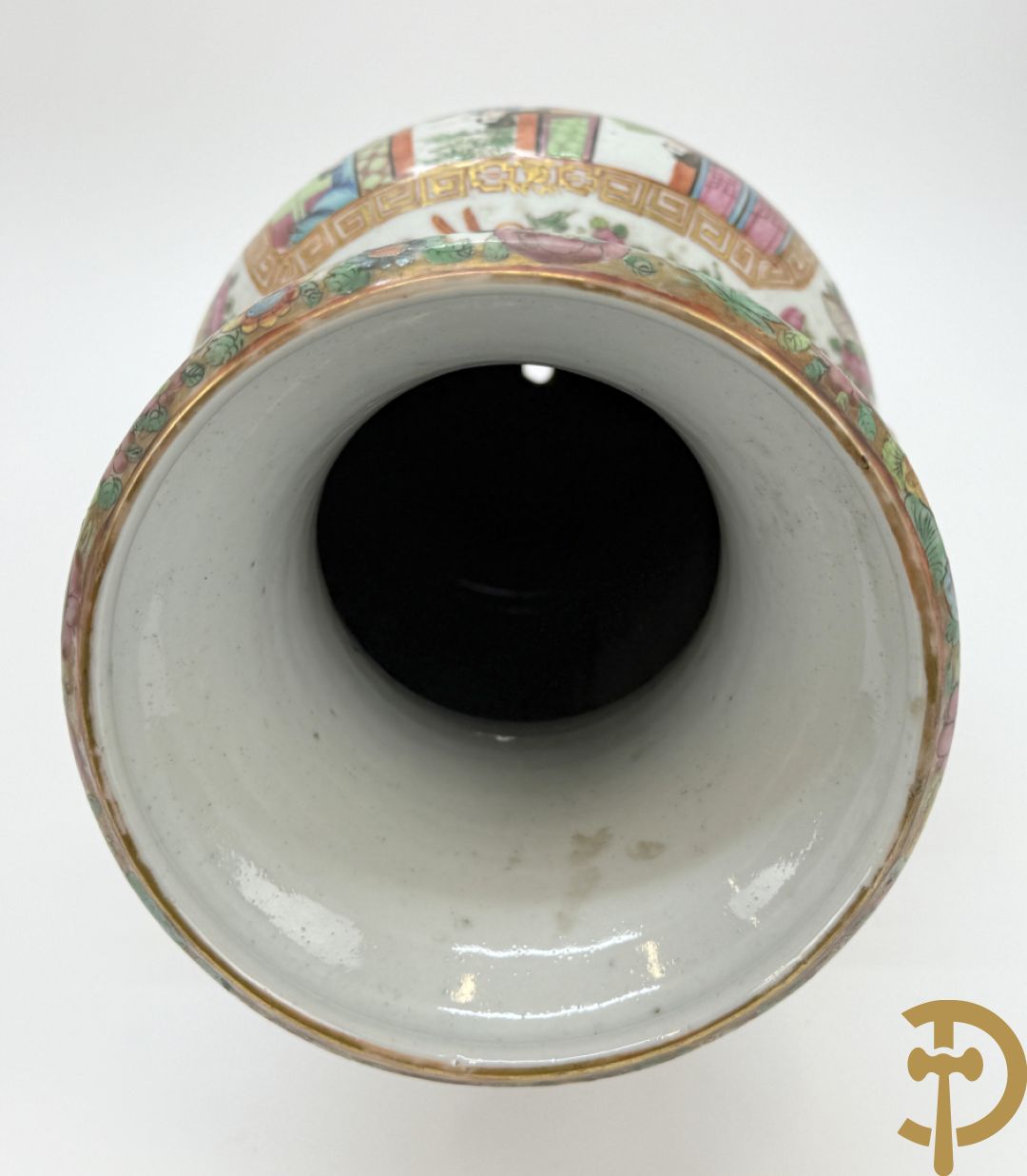 Paar Chinese porseleinen Kanton vazen