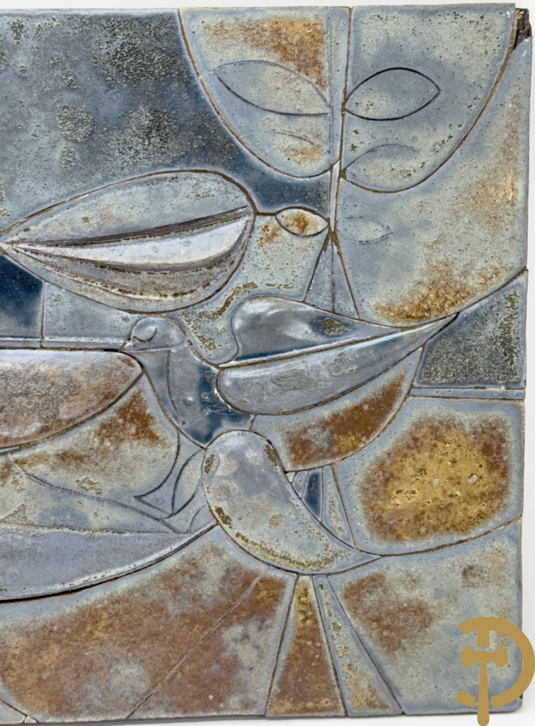 Ongetekend  vintage keramieken basrelief met vogeldecor
