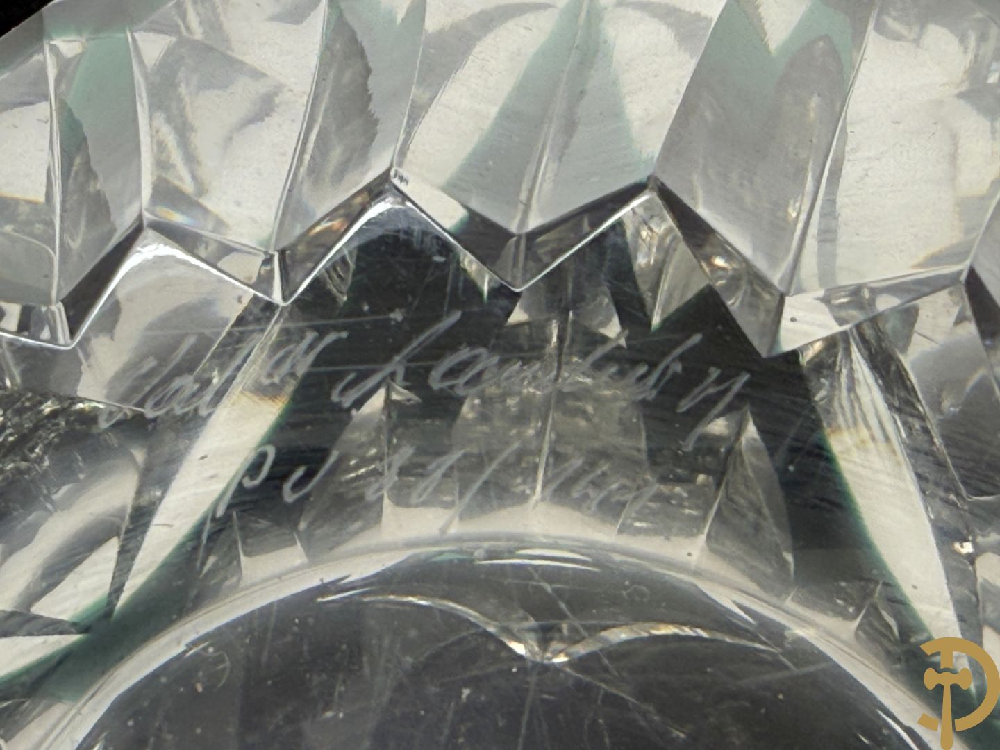 Bolle groene handgeslepen kristallen Val-Saint-Lambert vaas