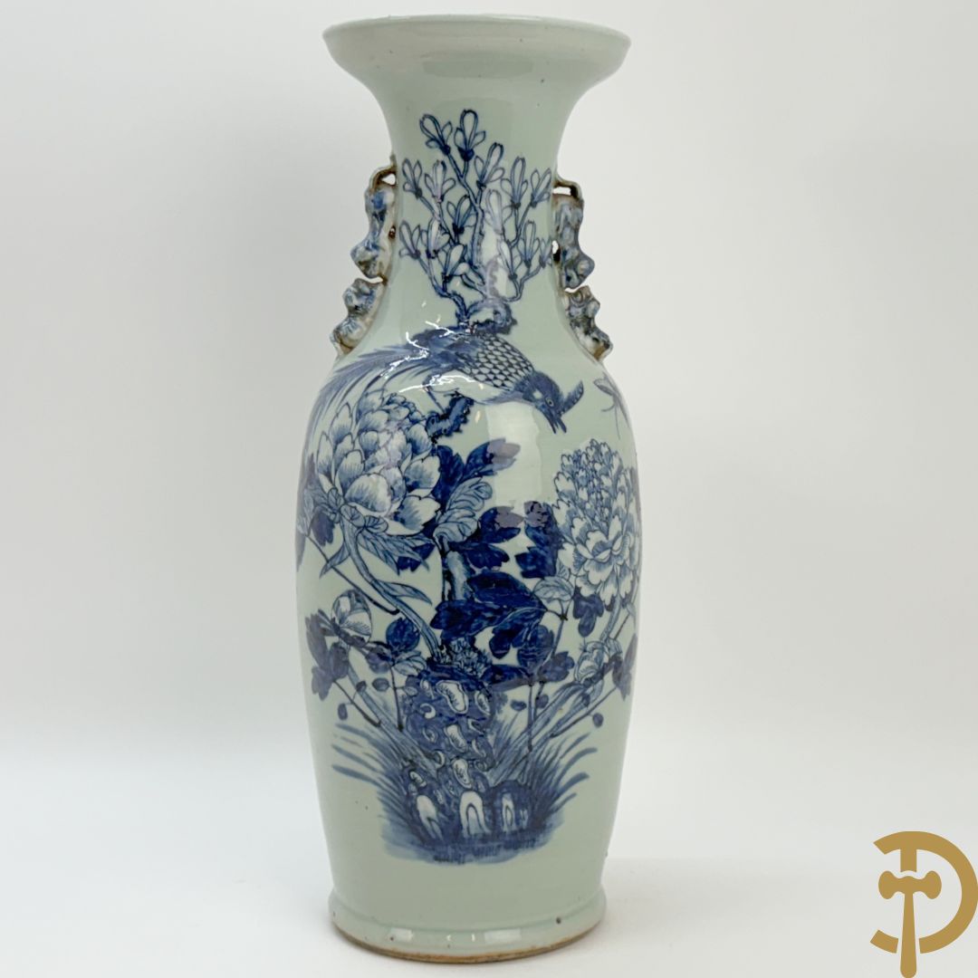 Chinese porseleinen blauw/wit vaas met bloemen en vogeldecor