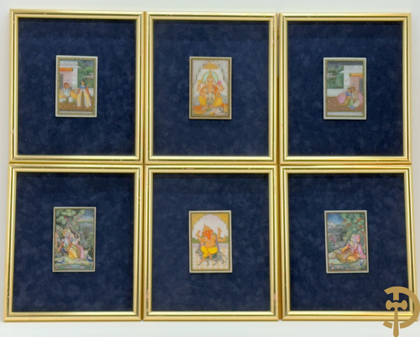 Zes Indische geanimeerde tekeningen van goden en liefdesscènes op gesteente