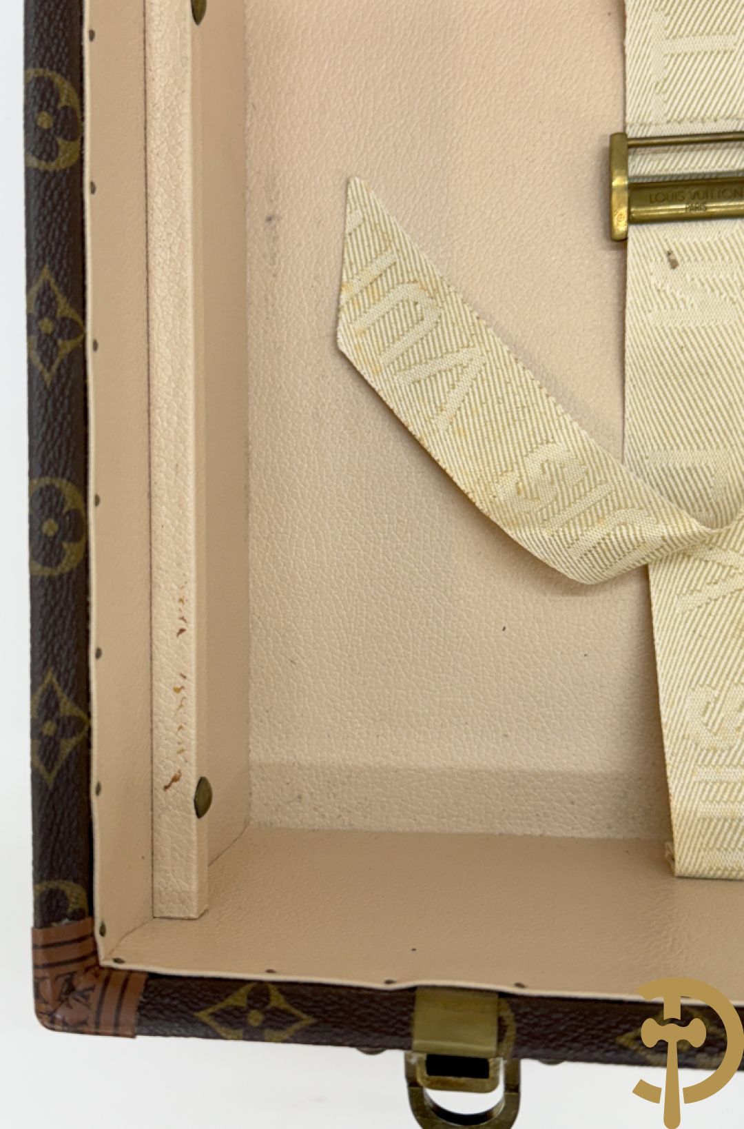 Louis Vuitton koffer met onderverdeling, genummerd 951674