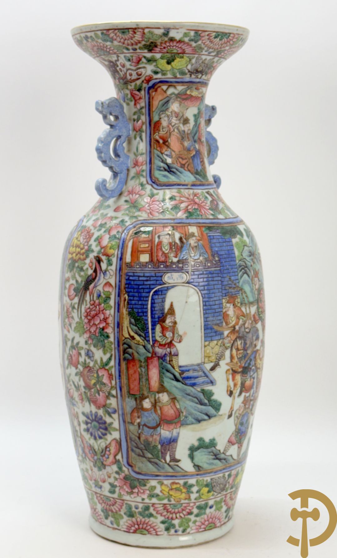 Chinese porseleinen vaas met geanimeerd krijgerdecor en vogeltaferelen