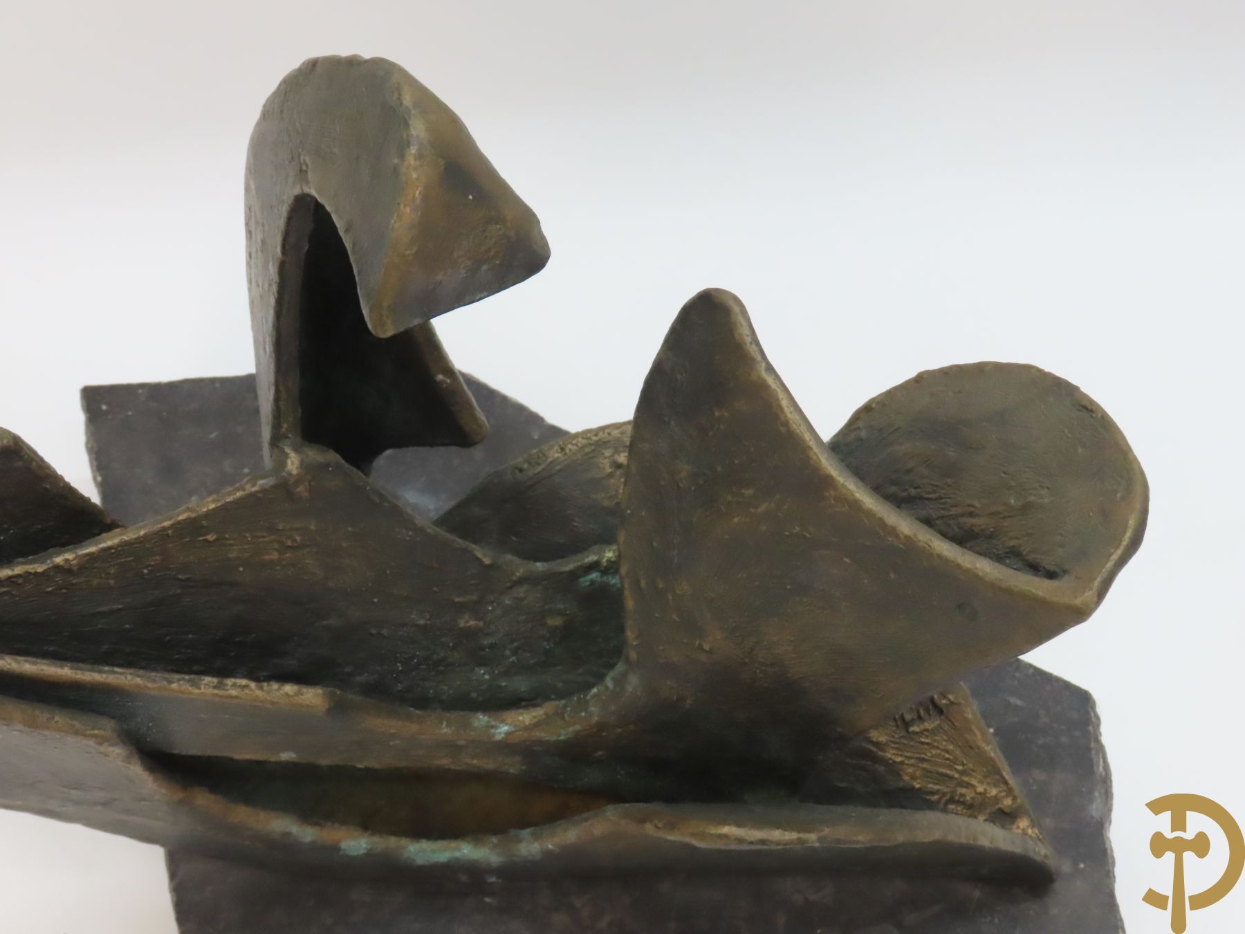 Lampens Mark (van) LM gemonogrammeerd 