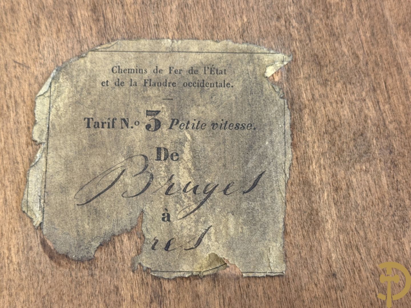 Mahoniehouten console met lade, voluutvormige zwanehalzen en marmeren blad