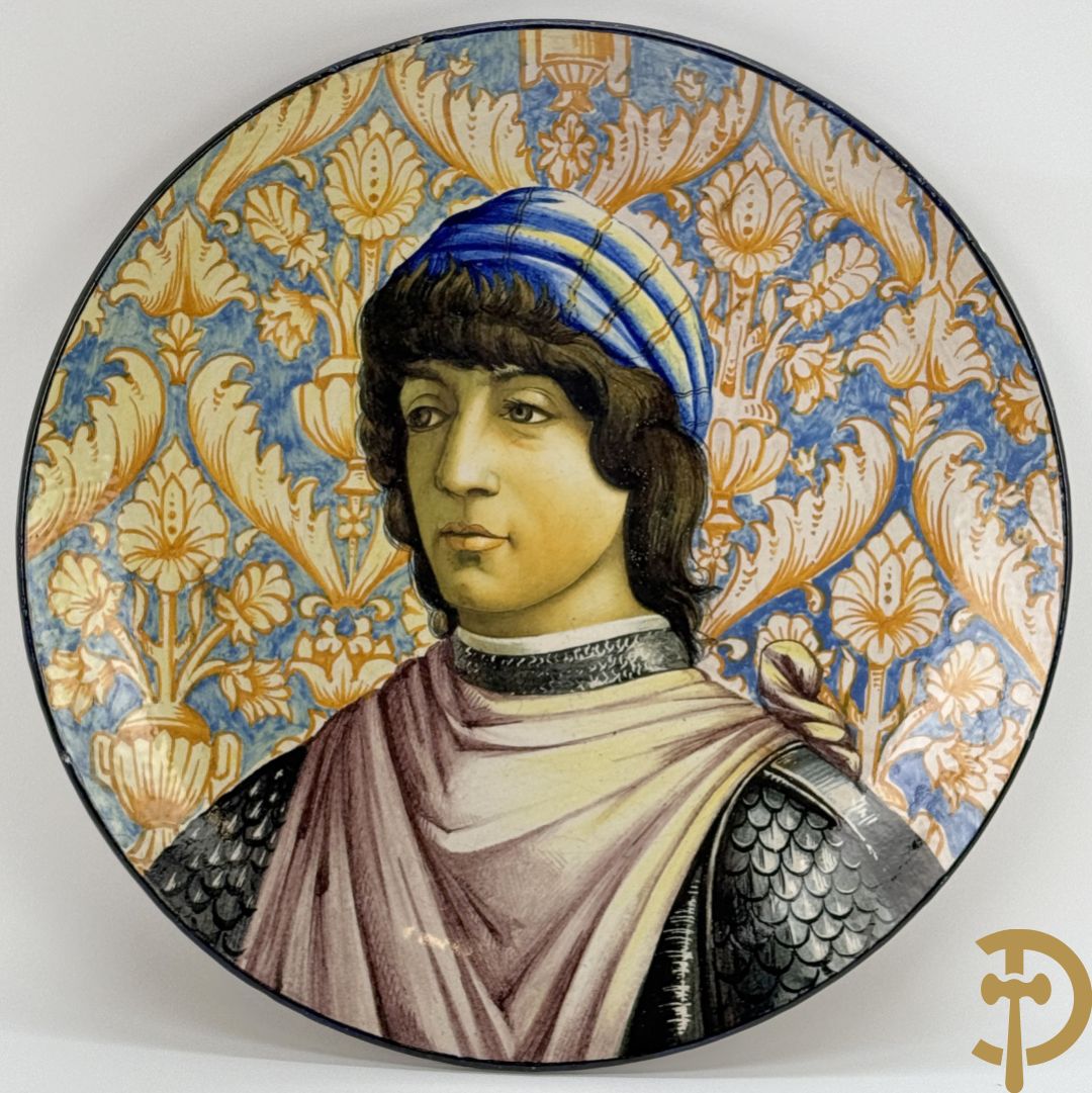 Ronde Italiaanse schotel met portret van Filippi Detto Botticelli