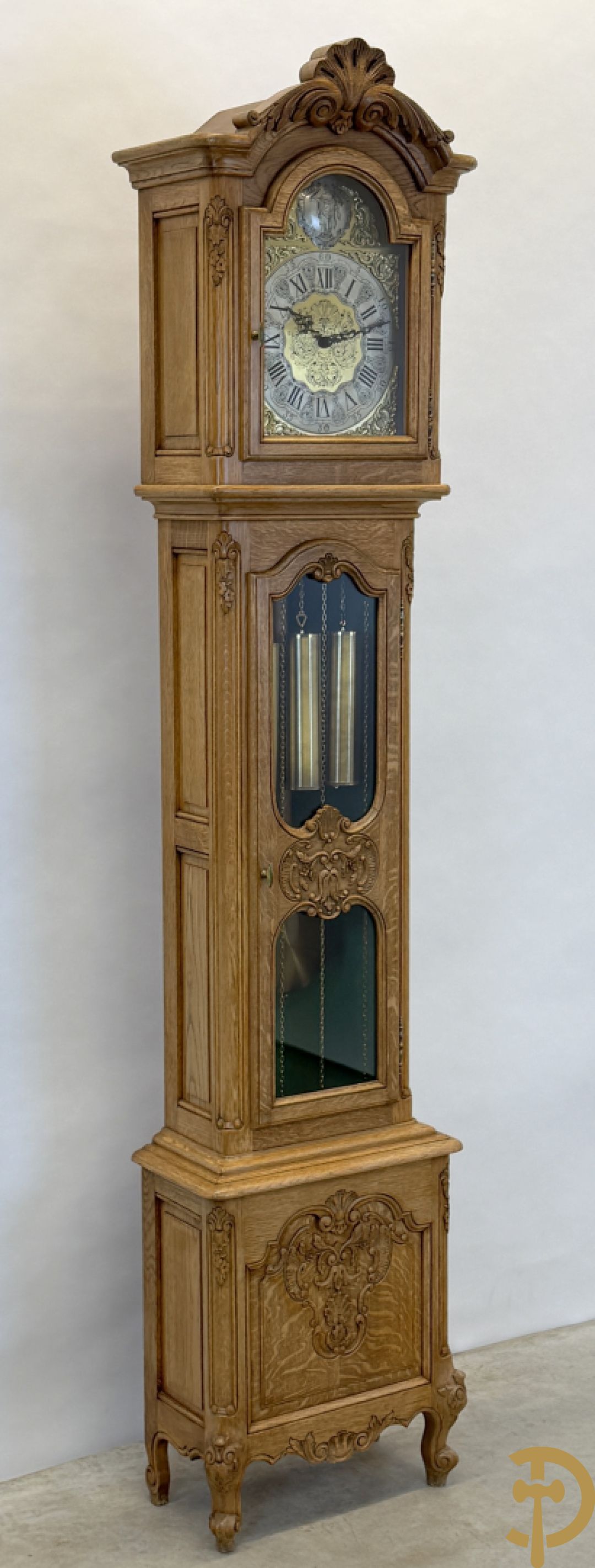 Massief eiken staande klok Louis XV stijl met bloemensculptuur