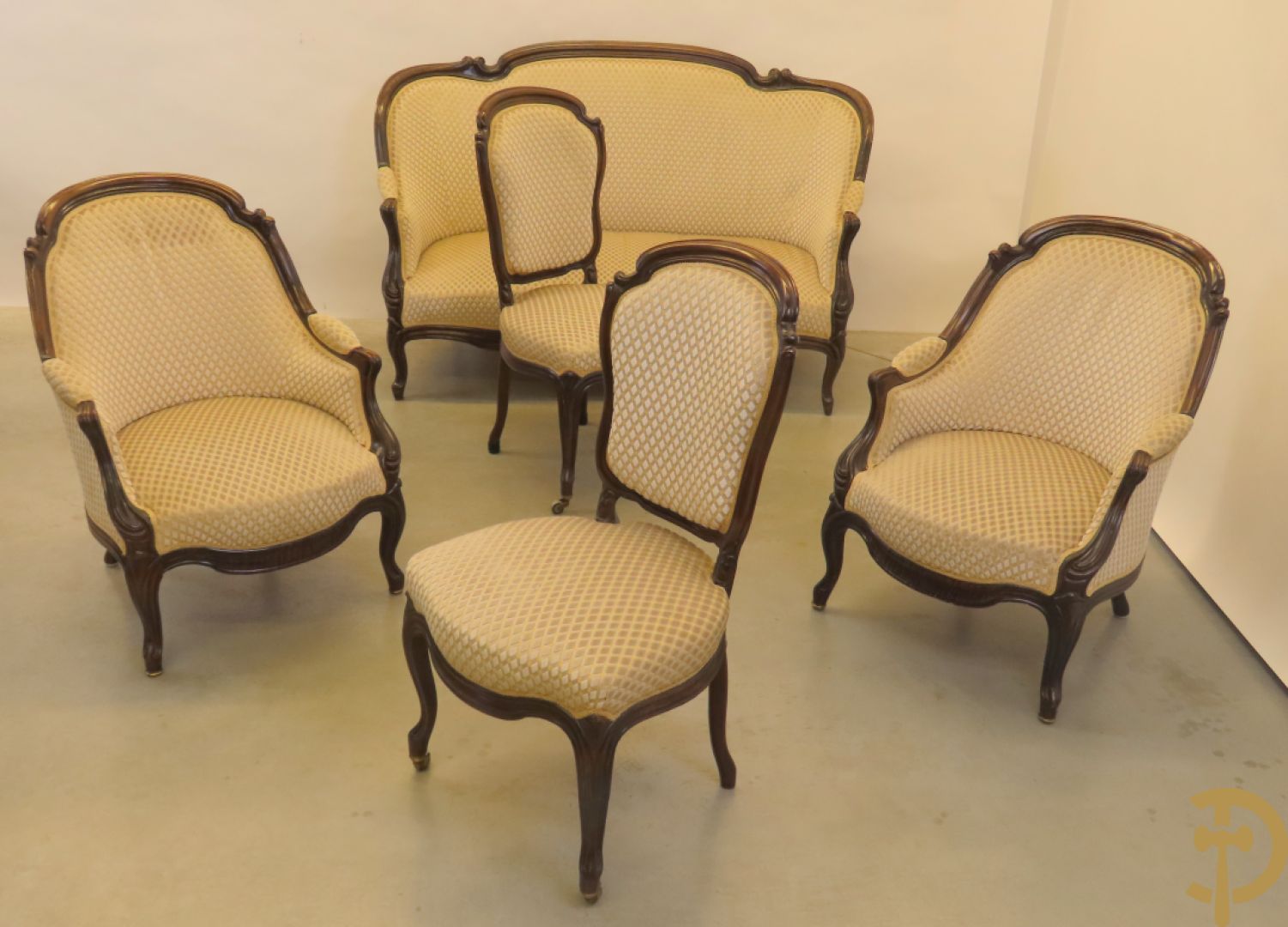 Louis Philippe salonensemble bestaande uit canapé, 2 armzetels en 2 stoelen