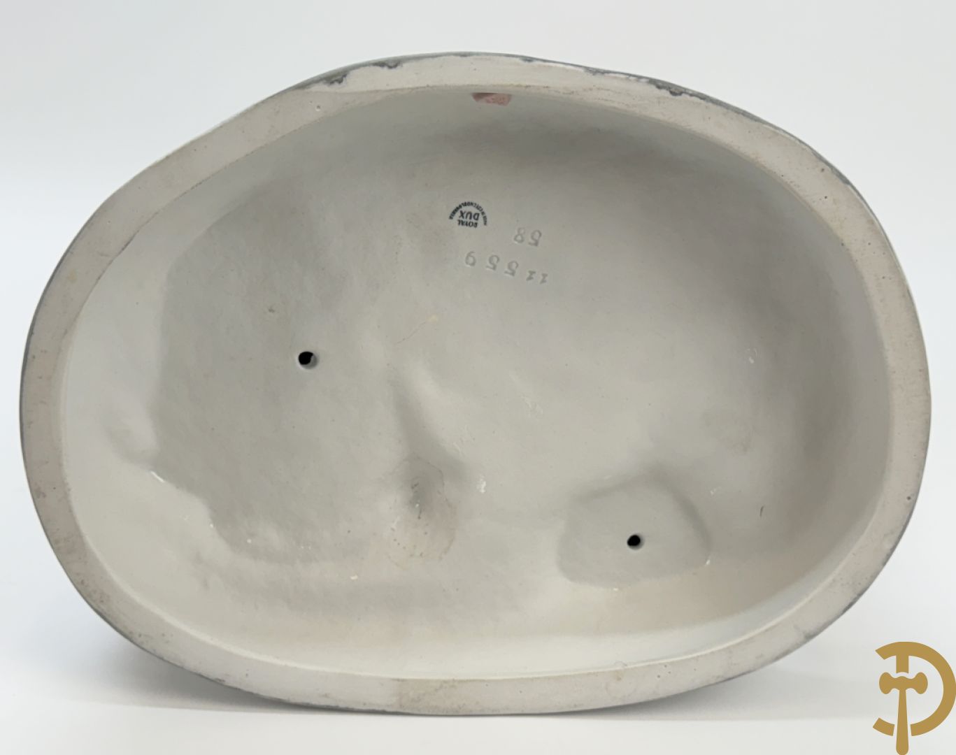 Royal Dux beeld van smid met vrouw en kind, nummer 11559