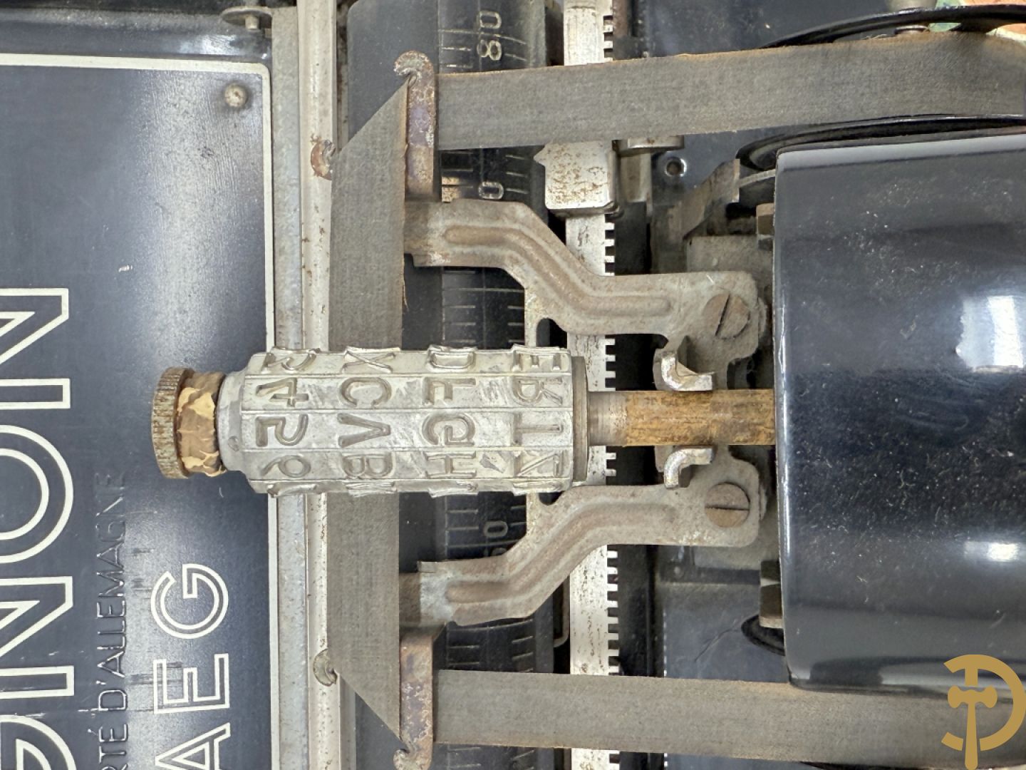 Typmachine uit de jaren 1920 / 30, Mignon model 4 AEG Technotype