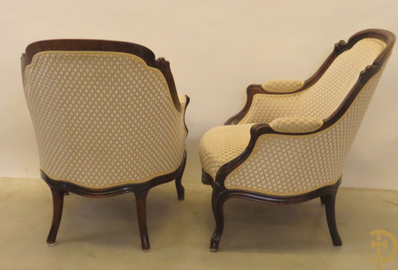 Louis Philippe salonensemble bestaande uit canapé, 2 armzetels en 2 stoelen