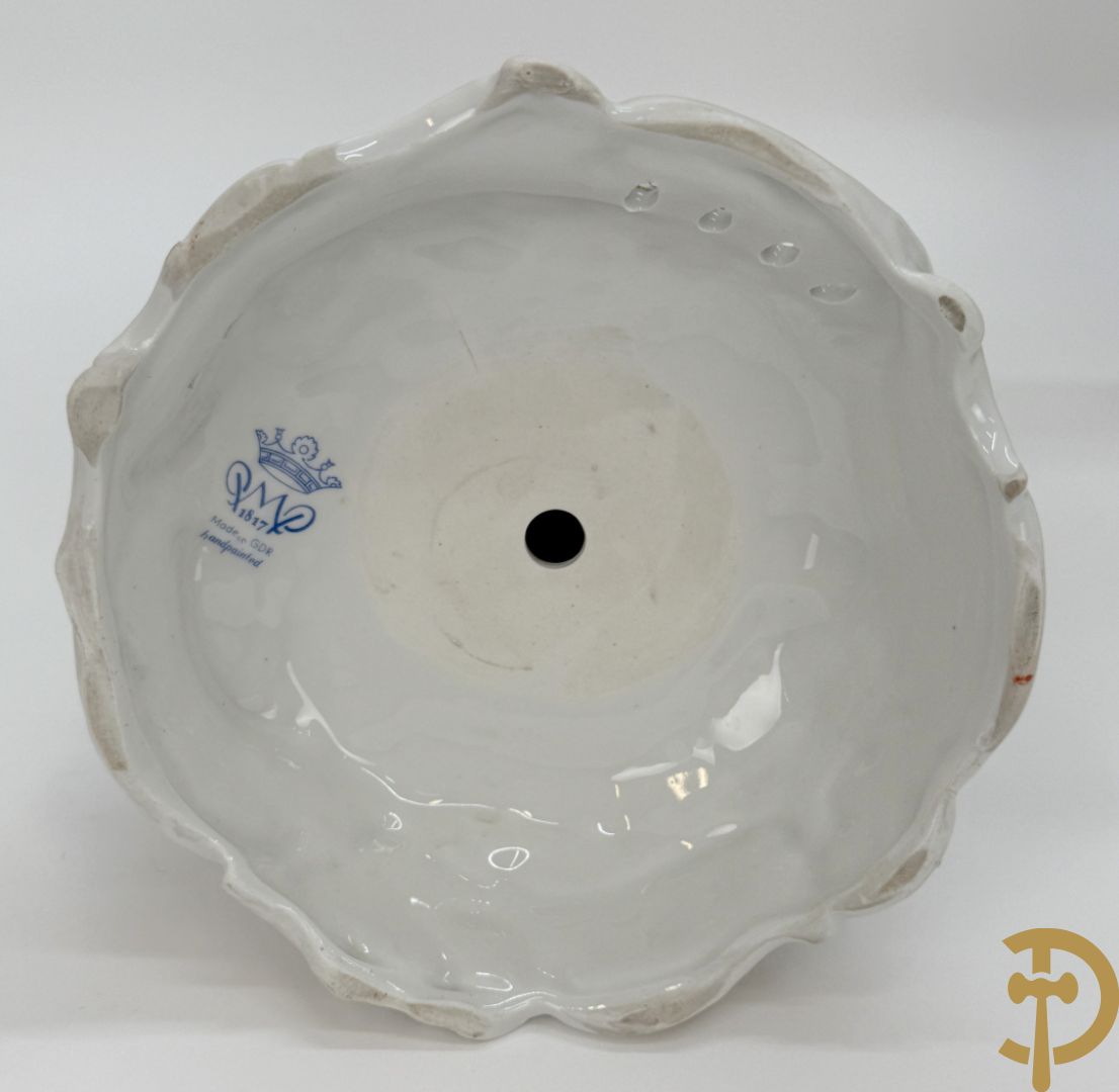 Porseleinen vijfarmige kandelaar met 2 cupido