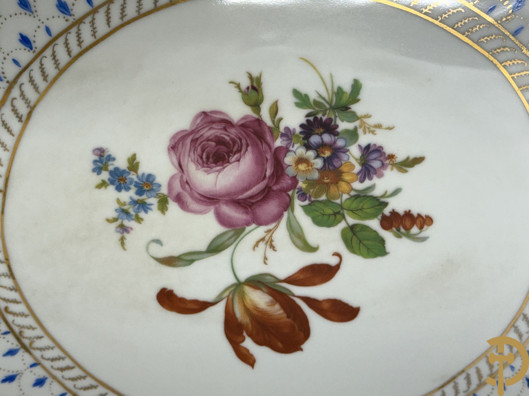 Wit porseleinen milieu de table met bloemendecor, Limoges gemerkt