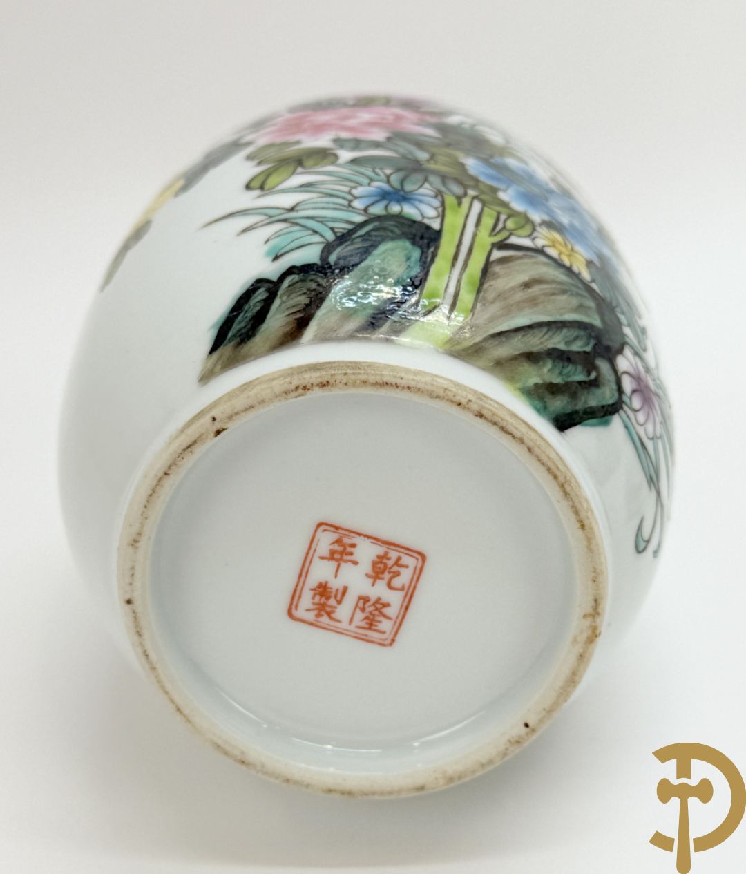 Chinees porseleinen vaasje met bloemendecor, Qinglong + 2 republieksvaasjes + porseleinen damesfiguur