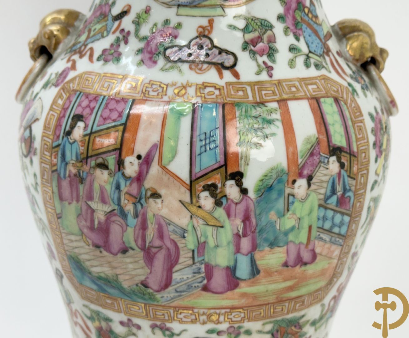 Paar Chinese porseleinen Kanton vazen